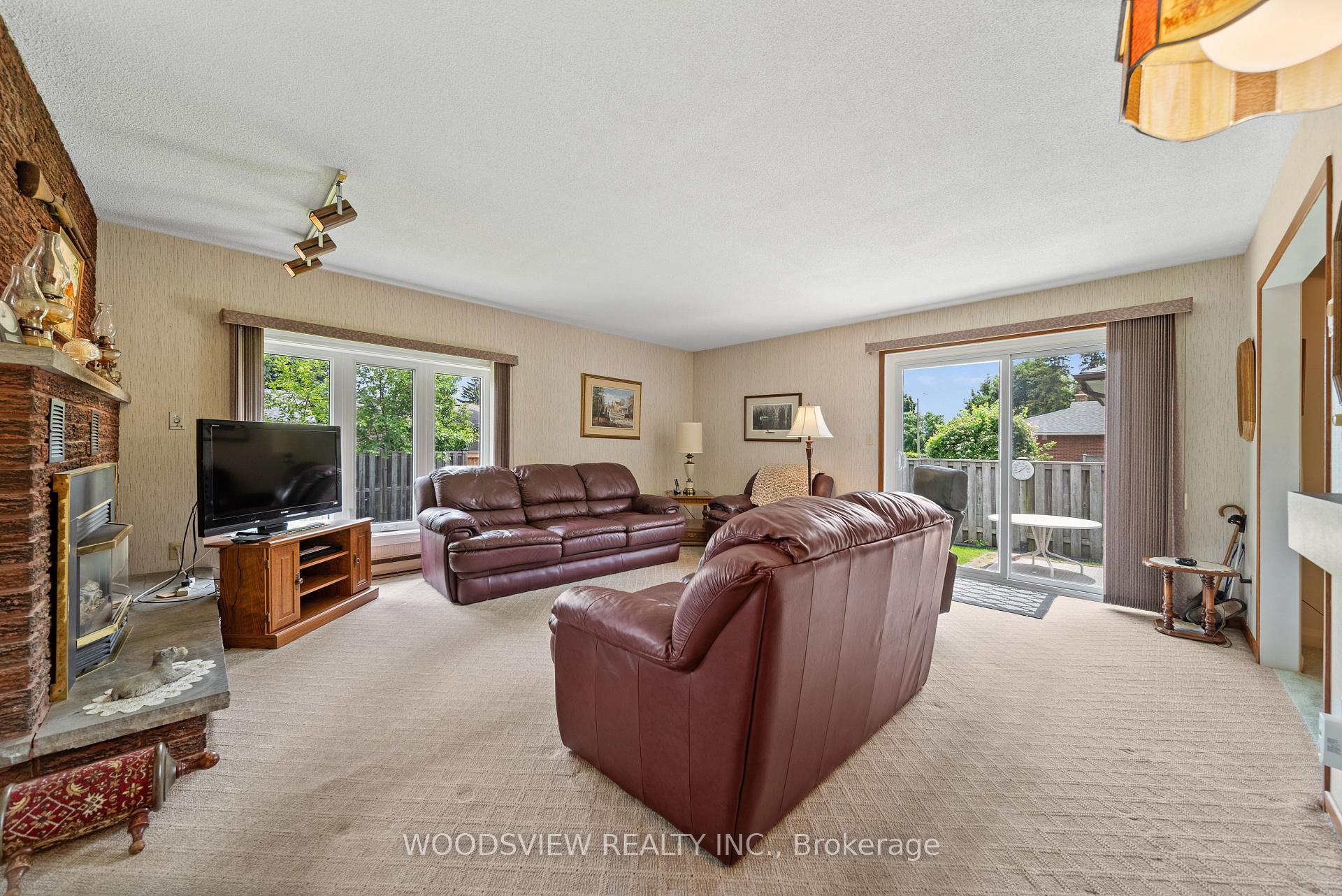 Photo 15 of 733 Glengrove Street, Oshawa, Northglen — HOMEH