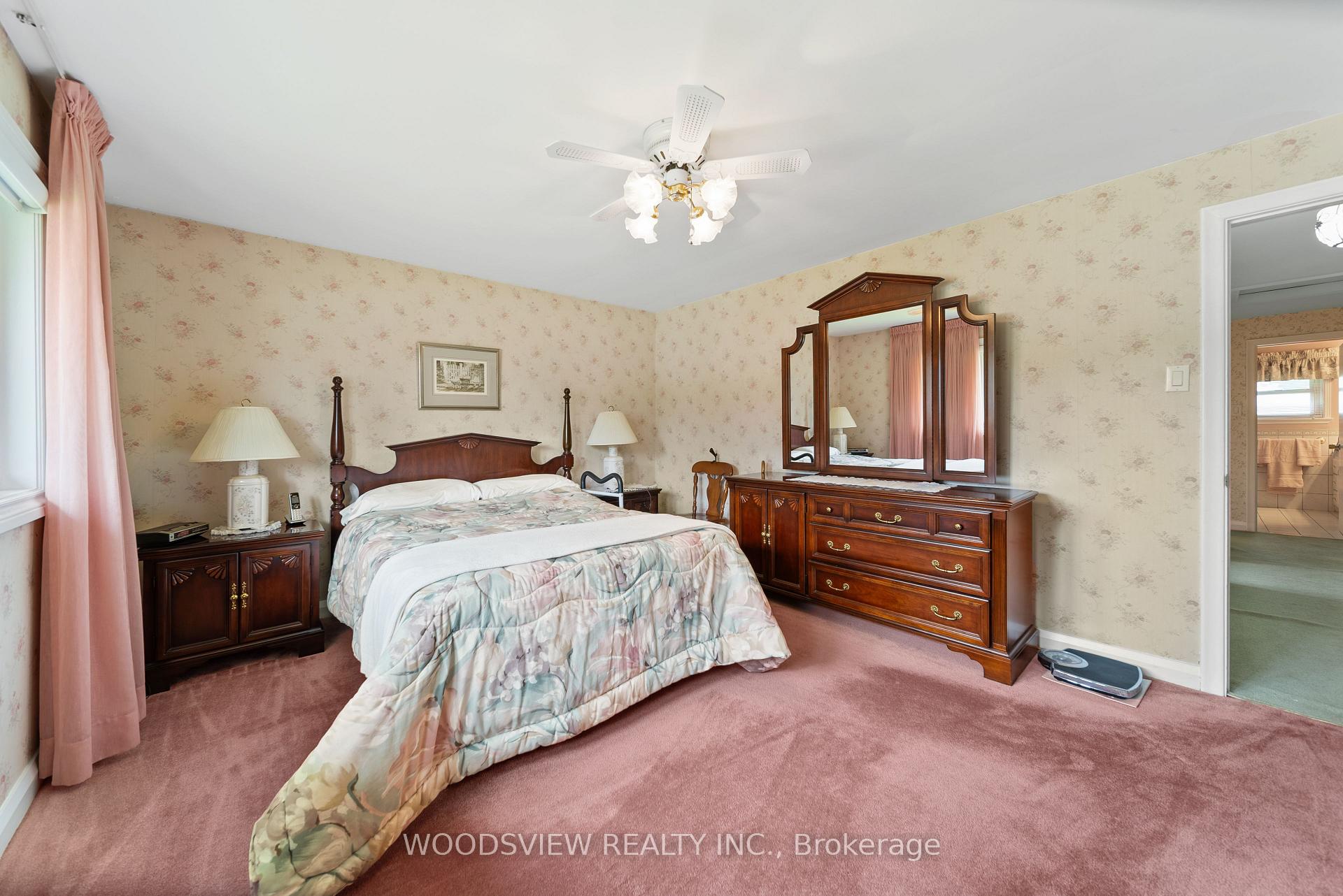 Photo 18 of 733 Glengrove Street, Oshawa, Northglen — HOMEH