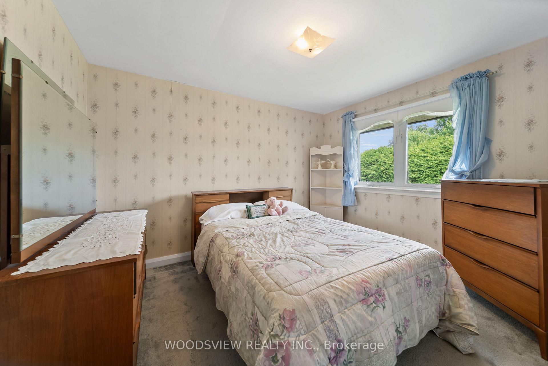 Photo 17 of 733 Glengrove Street, Oshawa, Northglen — HOMEH