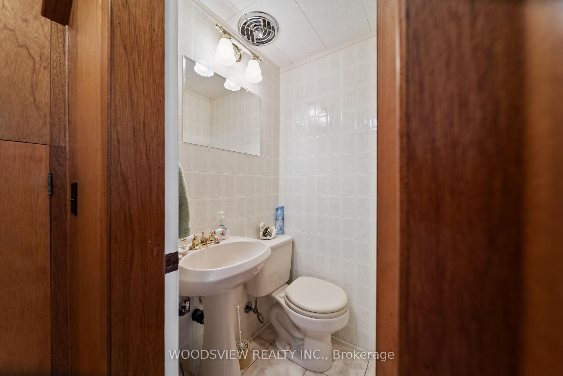 Photo 23 of 733 Glengrove Street, Oshawa, Northglen — HOMEH