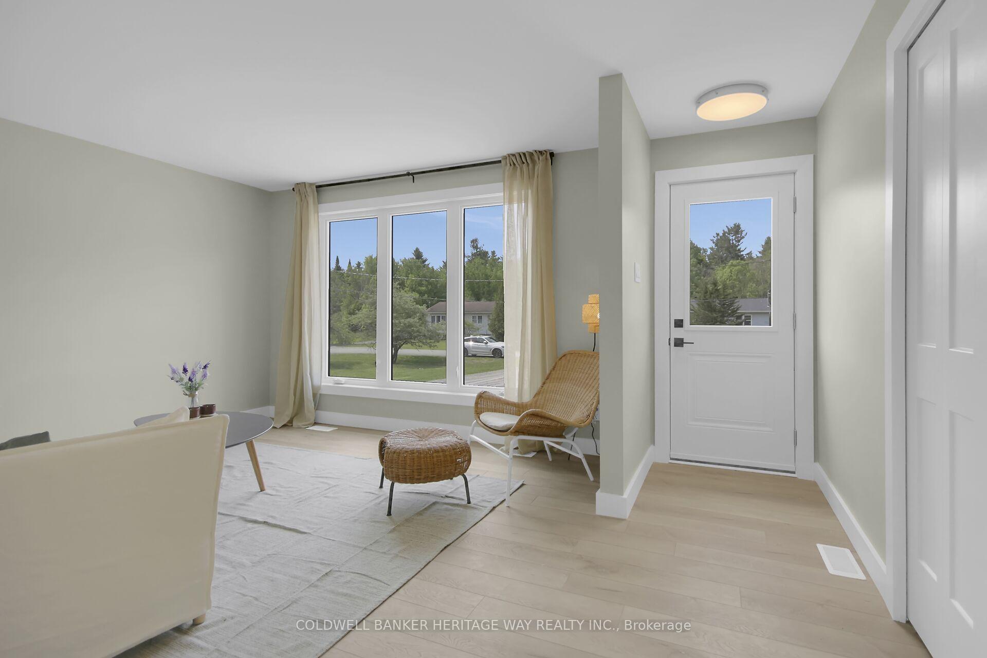 Photo 3 of 119 Rothwell Street, Lanark Highlands, Lanark Highlands (Lanark Village) — HOMEH