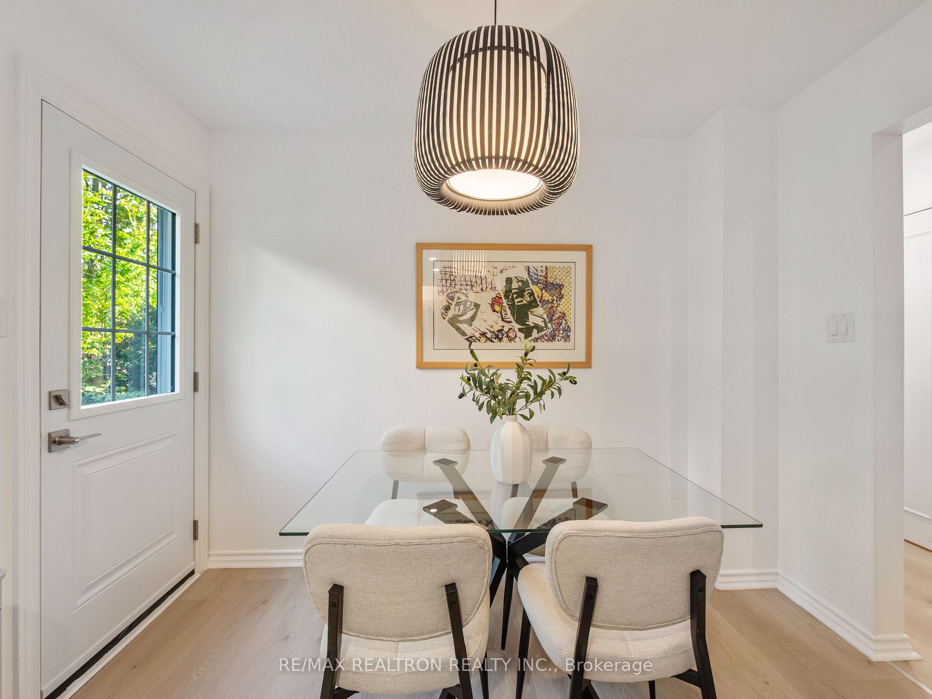 Photo 3 of 173 Tamarack Drive, Markham, Aileen-Willowbrook — HOMEH