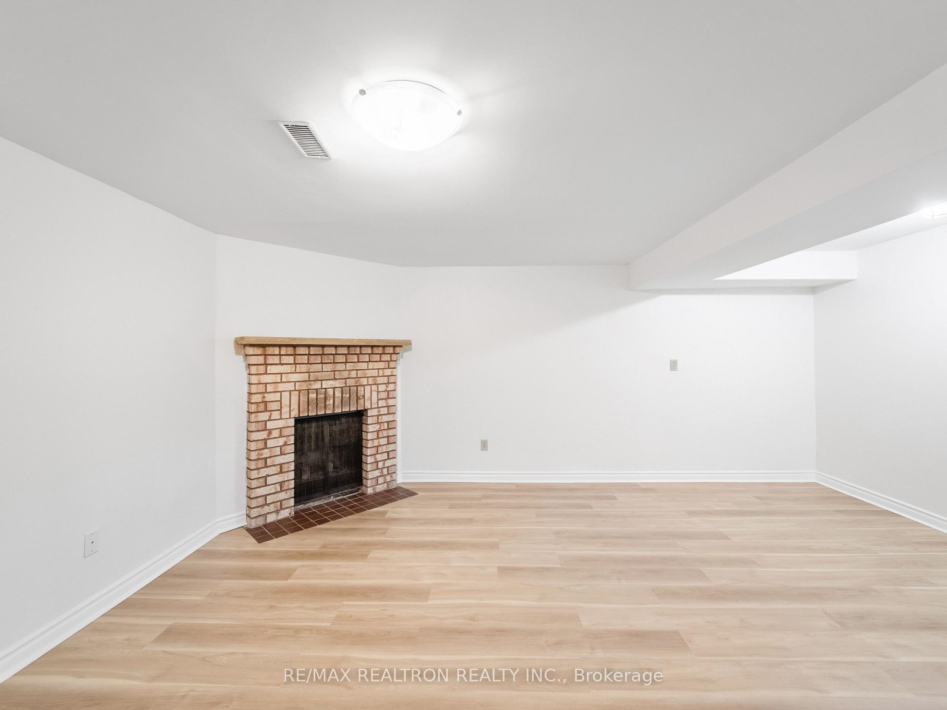 Photo 25 of 173 Tamarack Drive, Markham, Aileen-Willowbrook — HOMEH