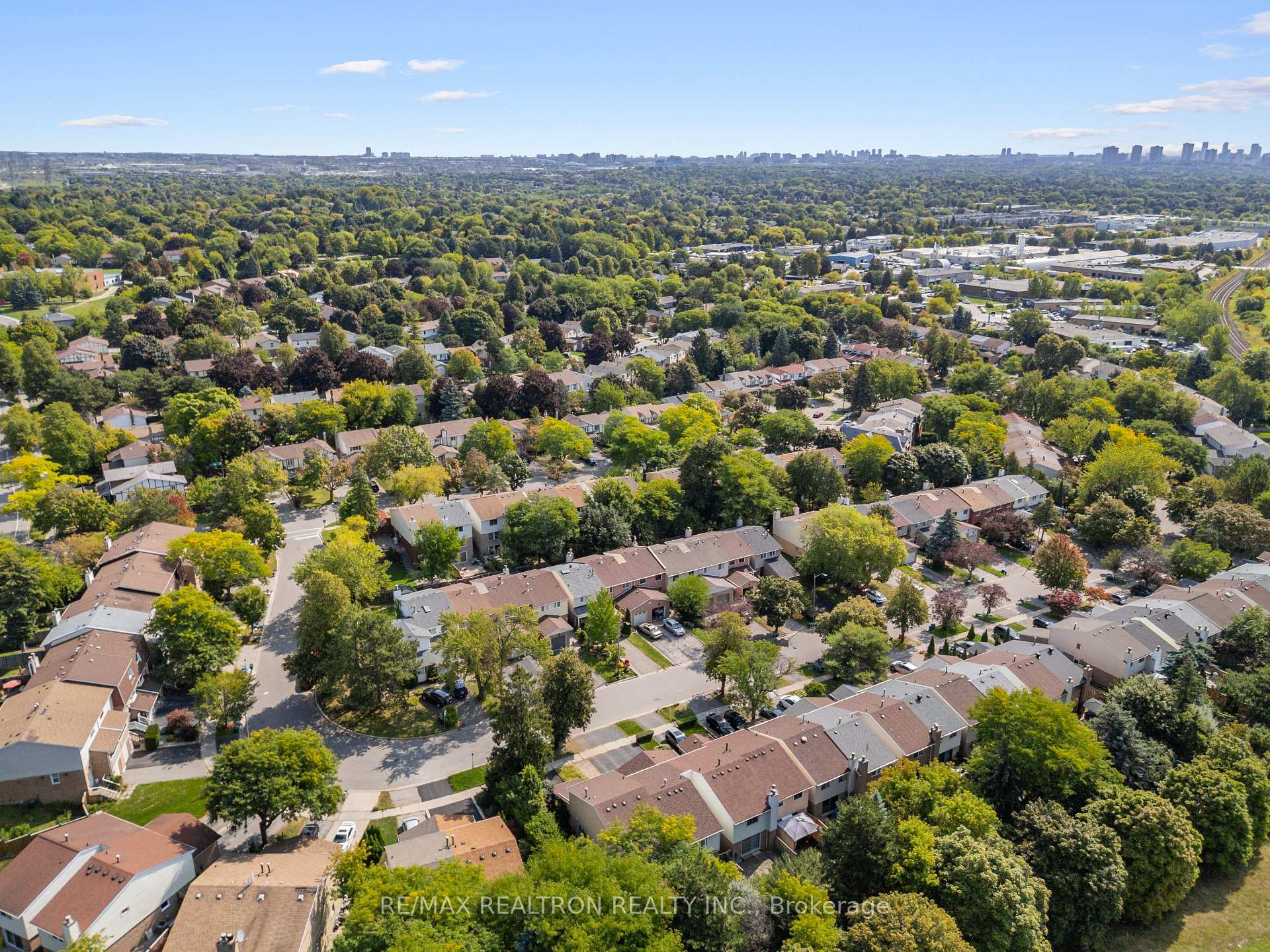 Photo 27 of 173 Tamarack Drive, Markham, Aileen-Willowbrook — HOMEH