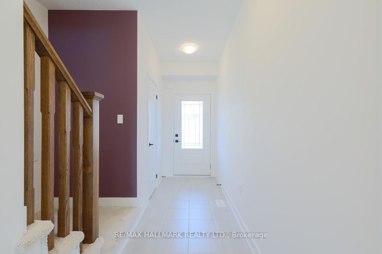 Photo 3 of 43 Shipley Avenue, Collingwood — HOMEH