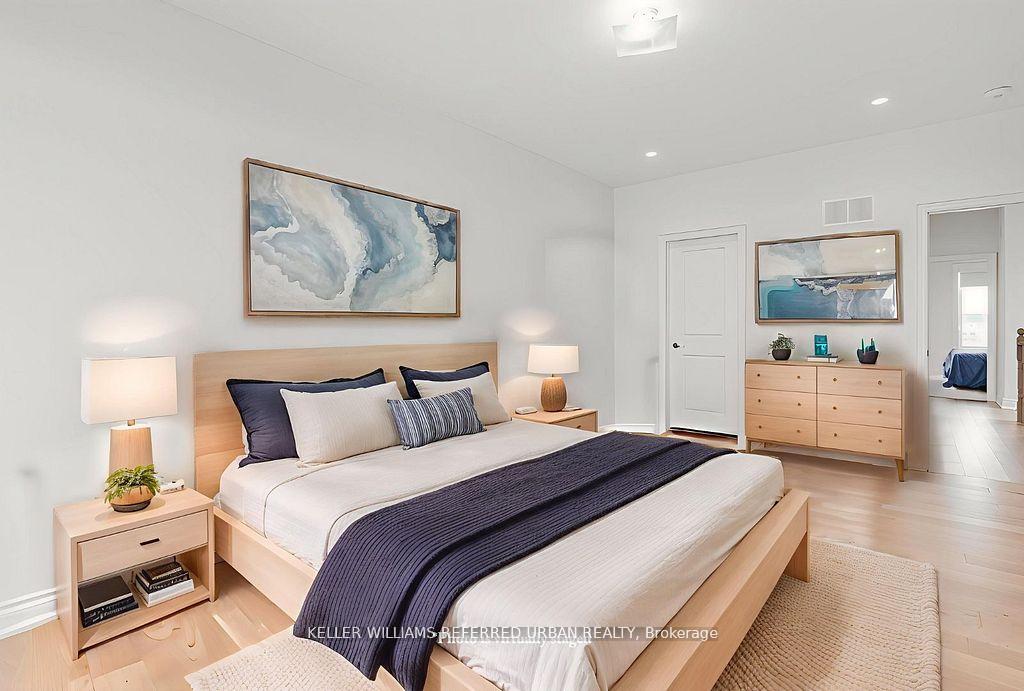 Photo 24 of 351 Tennant Circle, Vaughan, Vellore Village — HOMEH