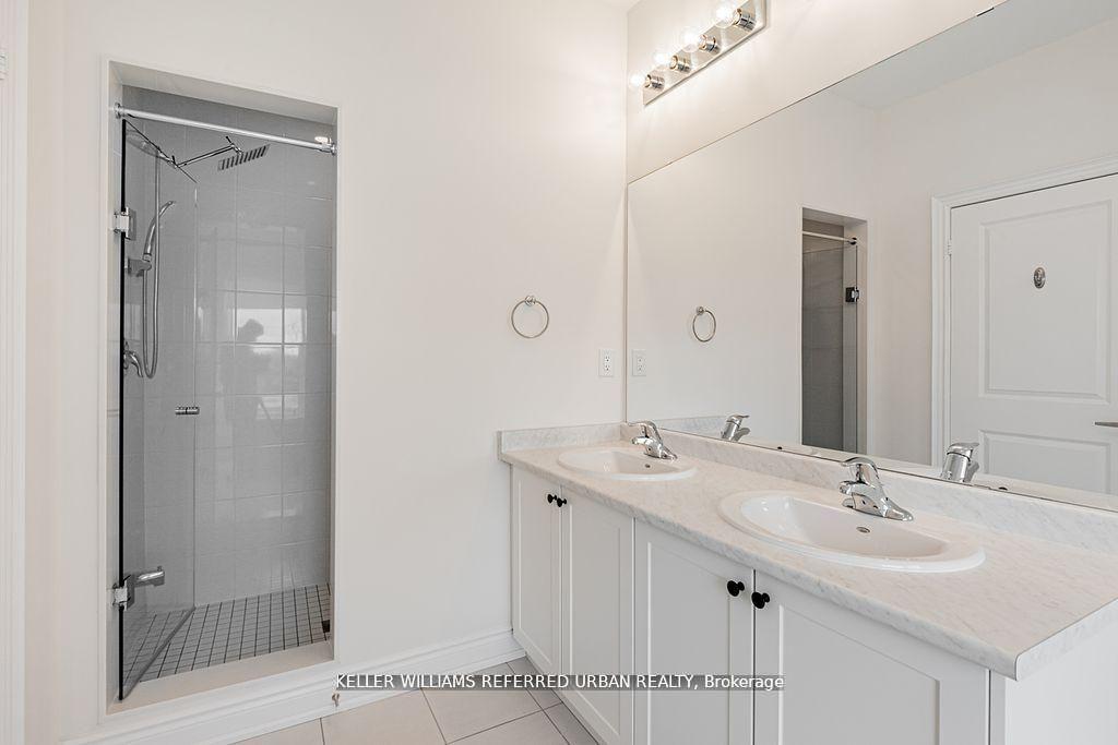 Photo 27 of 351 Tennant Circle, Vaughan, Vellore Village — HOMEH