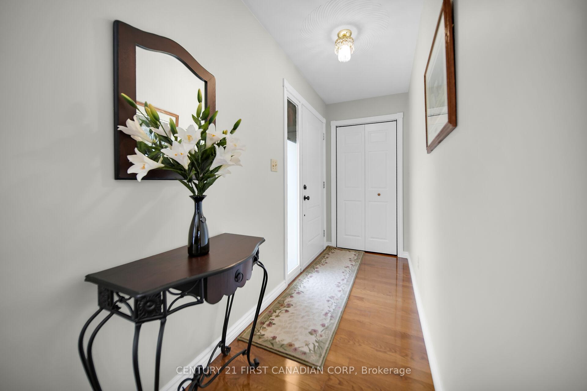 Photo 4 of 10016 Graham Road, West Elgin, Eagle — HOMEH