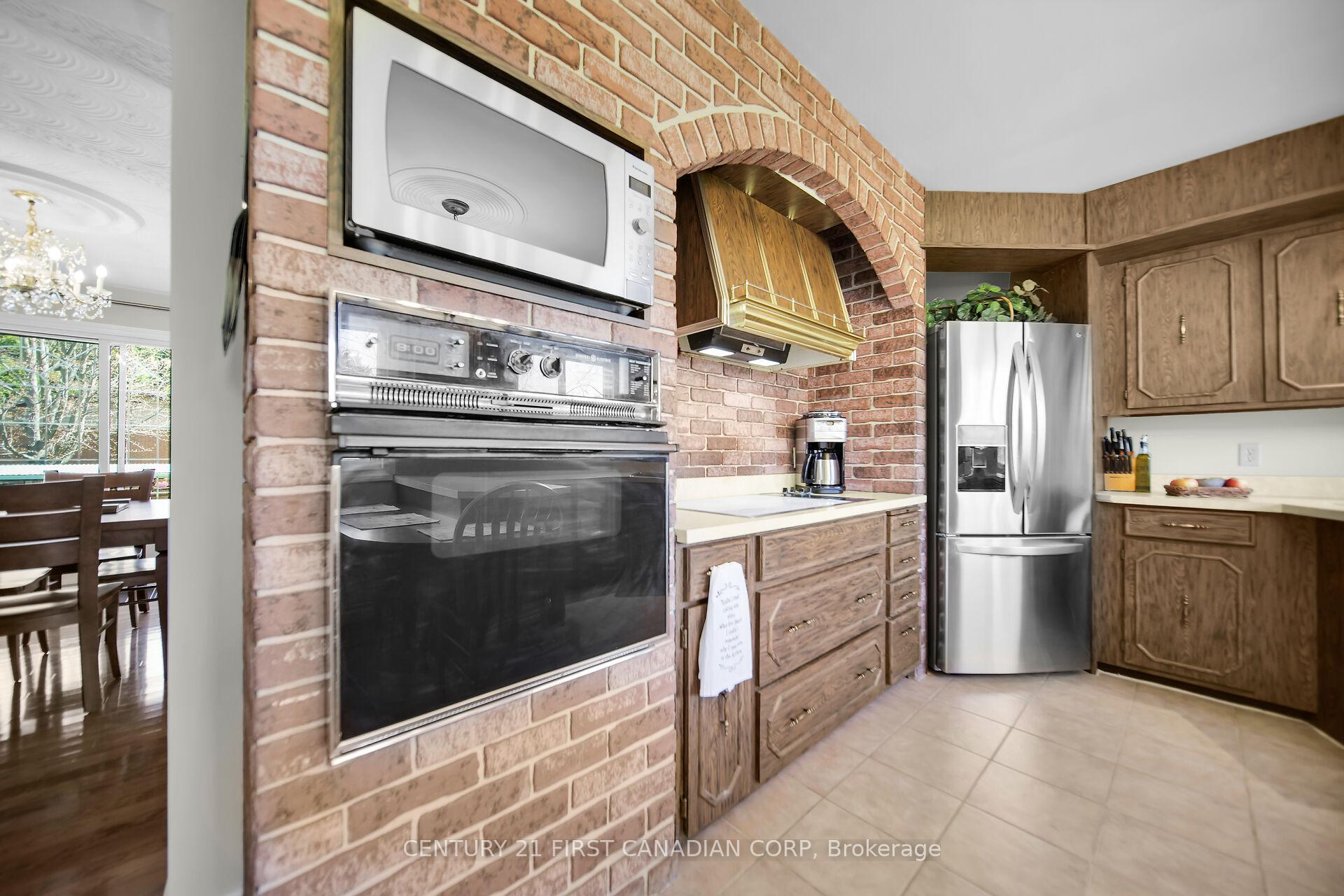 Photo 12 of 10016 Graham Road, West Elgin, Eagle — HOMEH