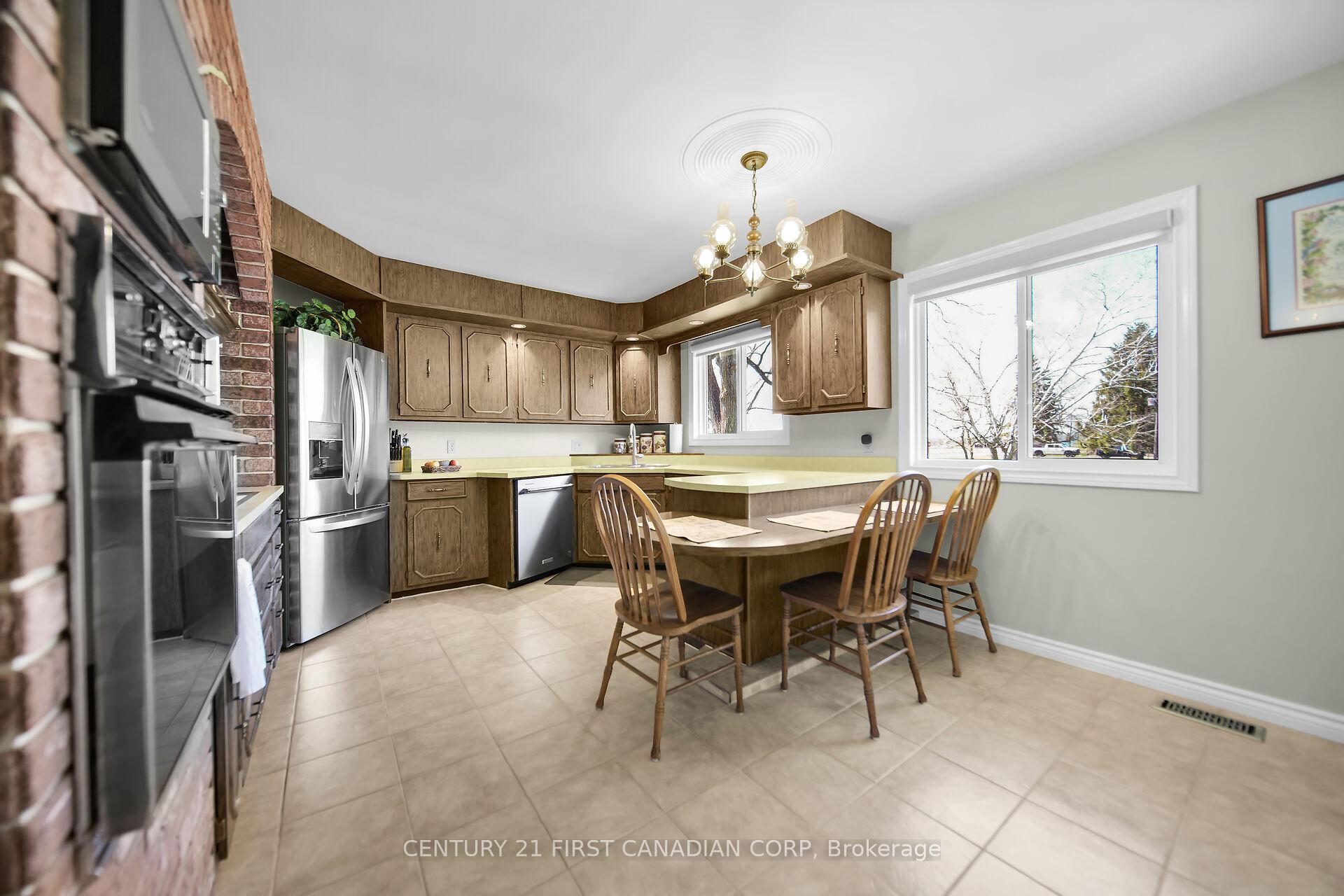 Photo 17 of 10016 Graham Road, West Elgin, Eagle — HOMEH