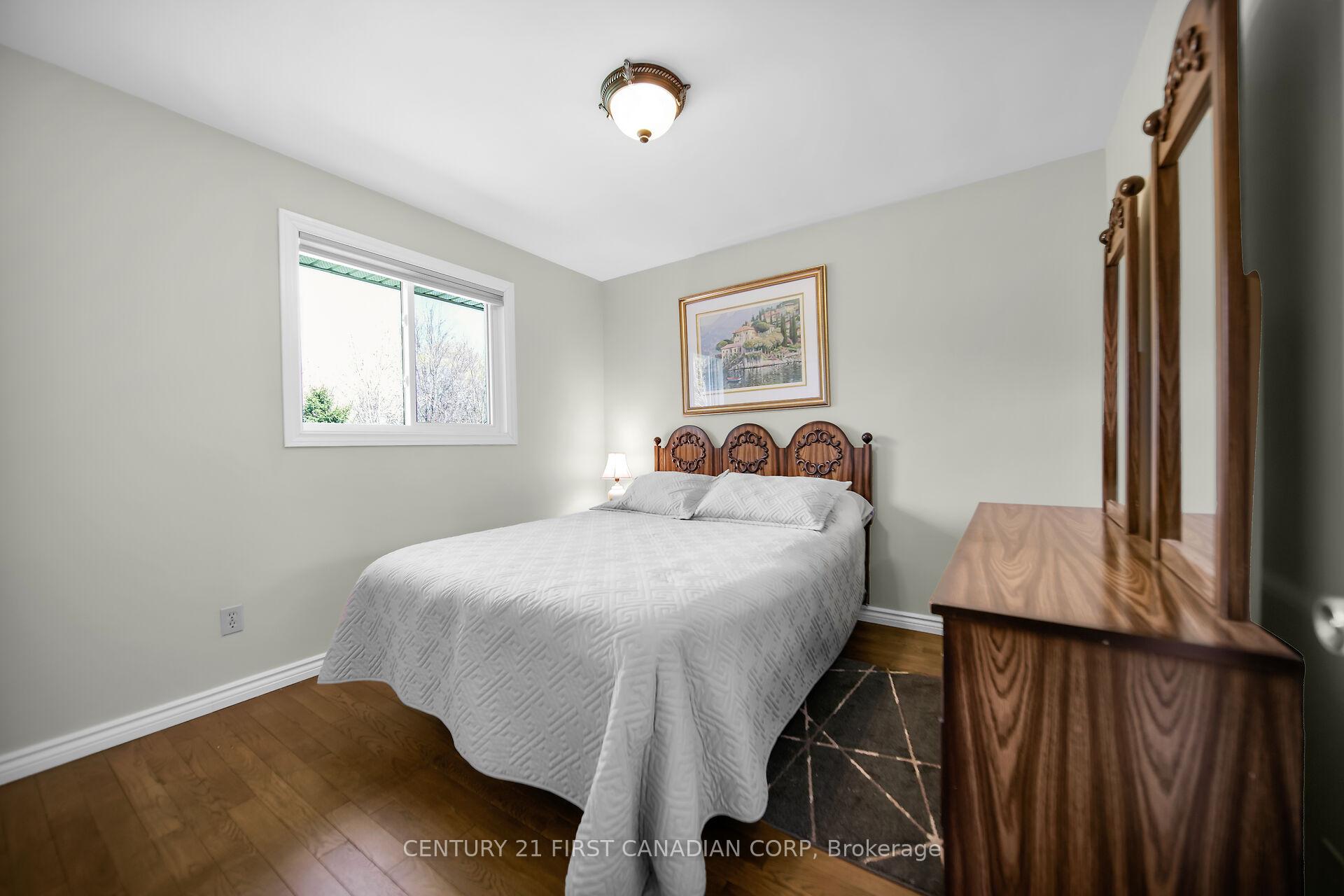 Photo 23 of 10016 Graham Road, West Elgin, Eagle — HOMEH