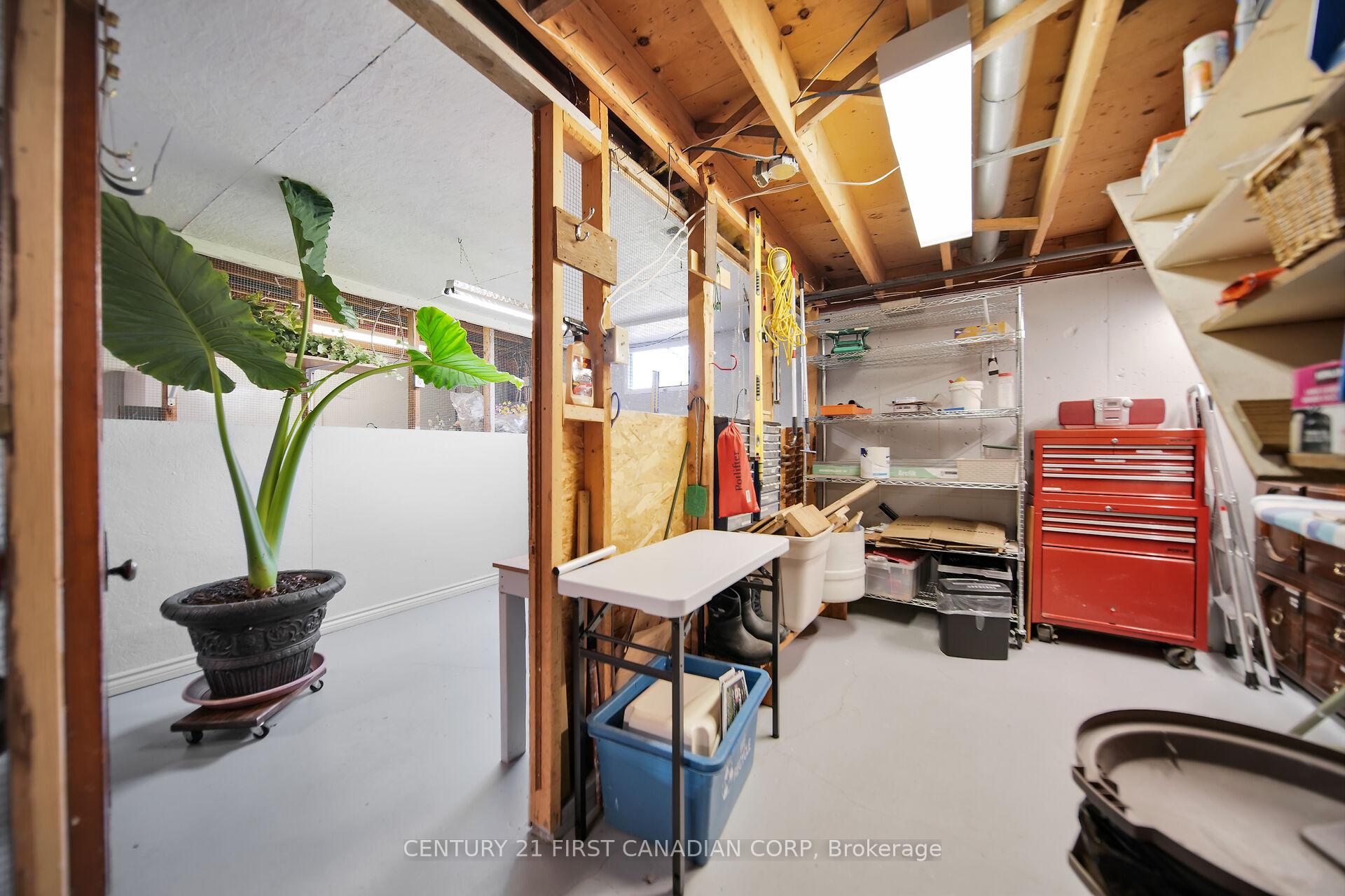 Photo 33 of 10016 Graham Road, West Elgin, Eagle — HOMEH