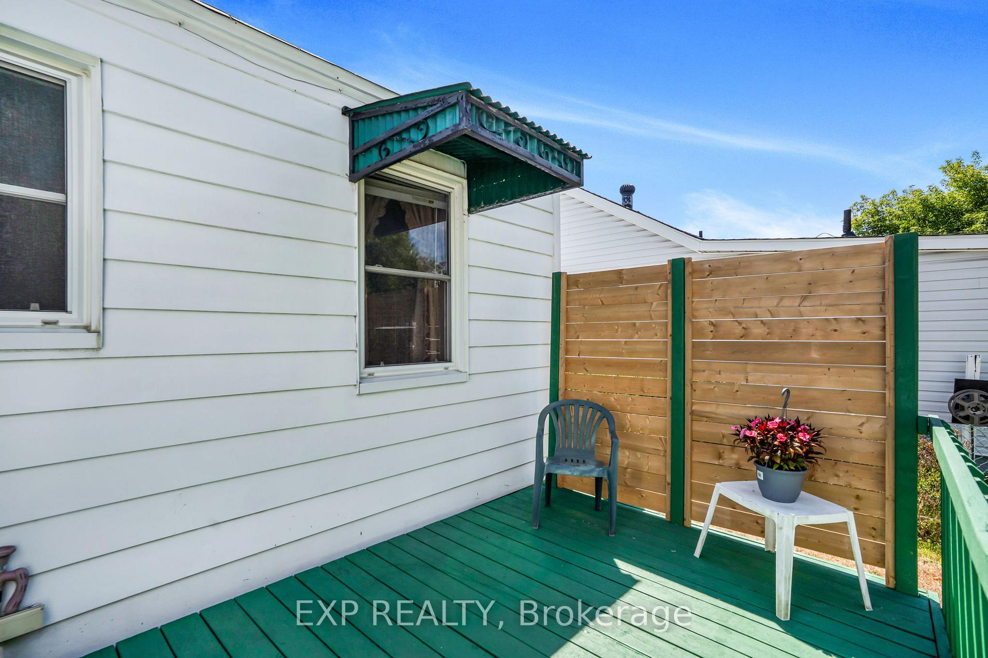 Photo 14 of 35 Twelfth Street E, Cornwall — HOMEH