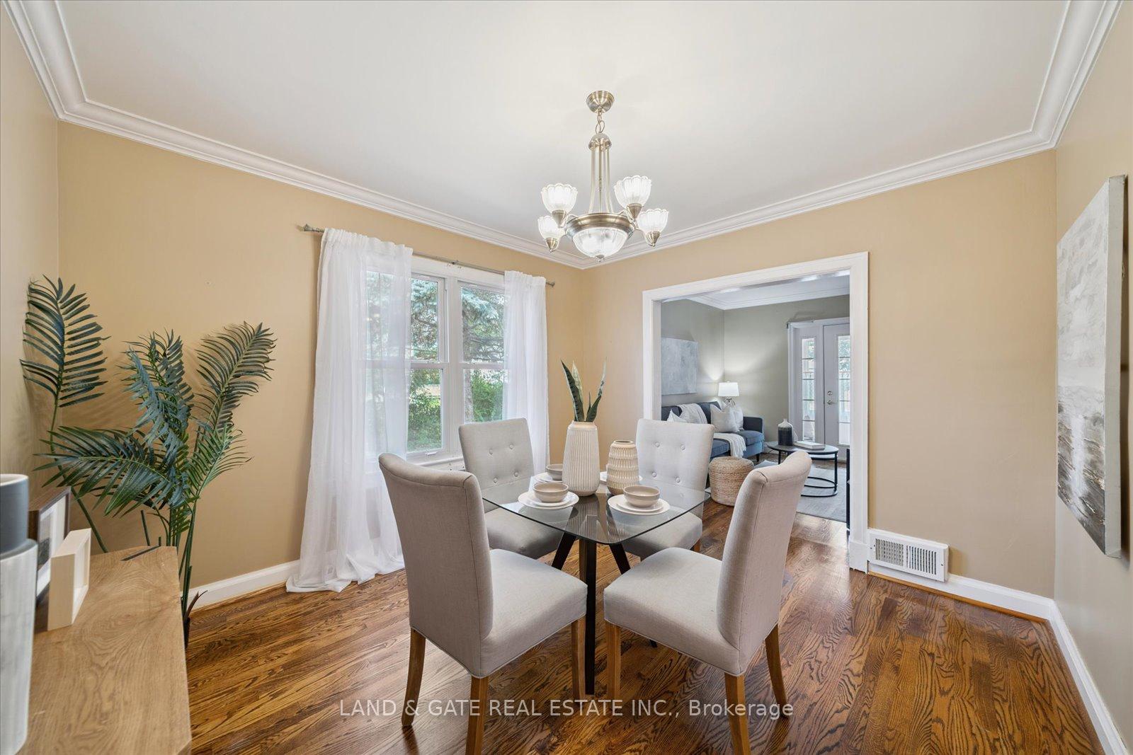 Photo 12 of 148 Pine Street, Whitby, Downtown Whitby — HOMEH