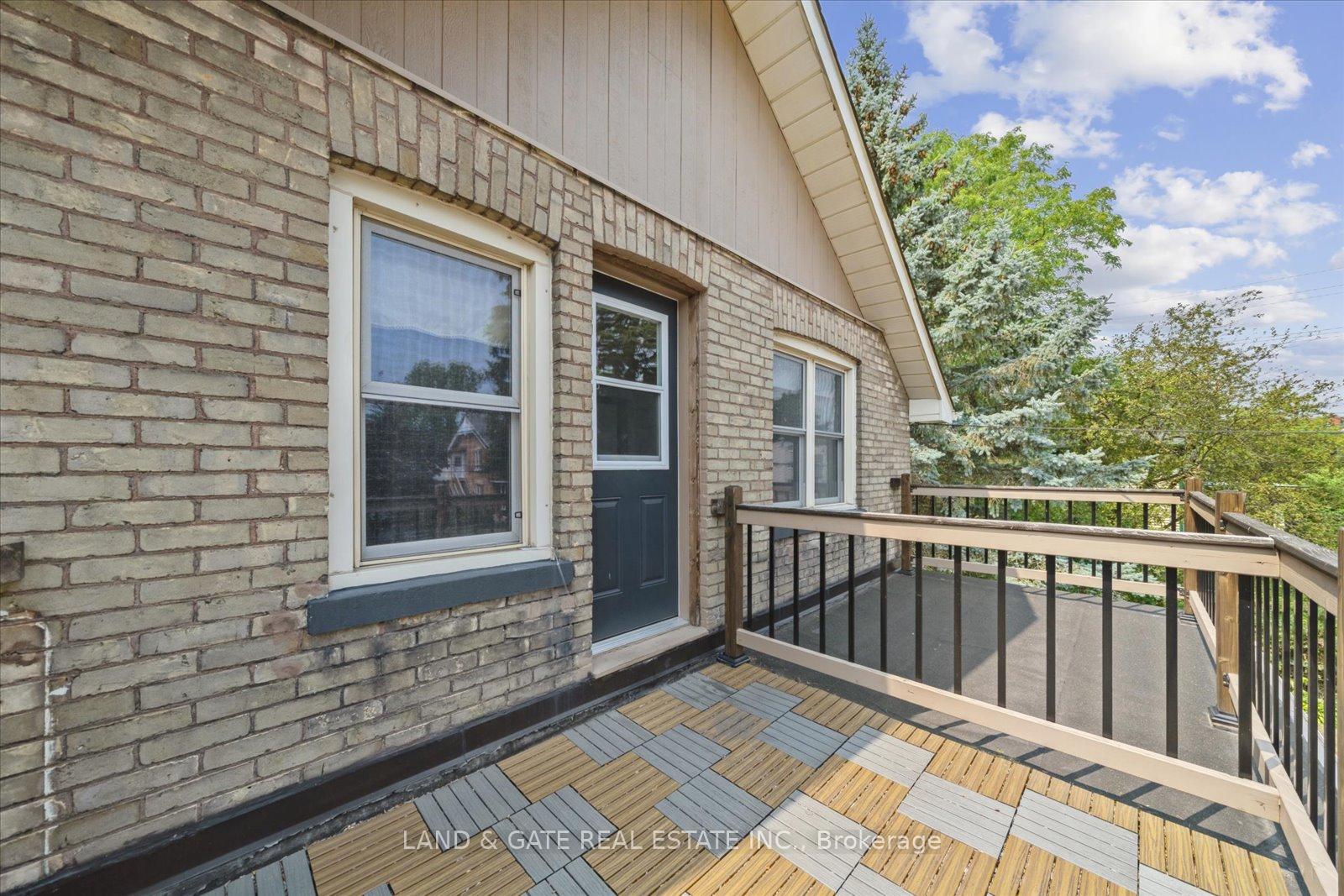 Photo 44 of 148 Pine Street, Whitby, Downtown Whitby — HOMEH