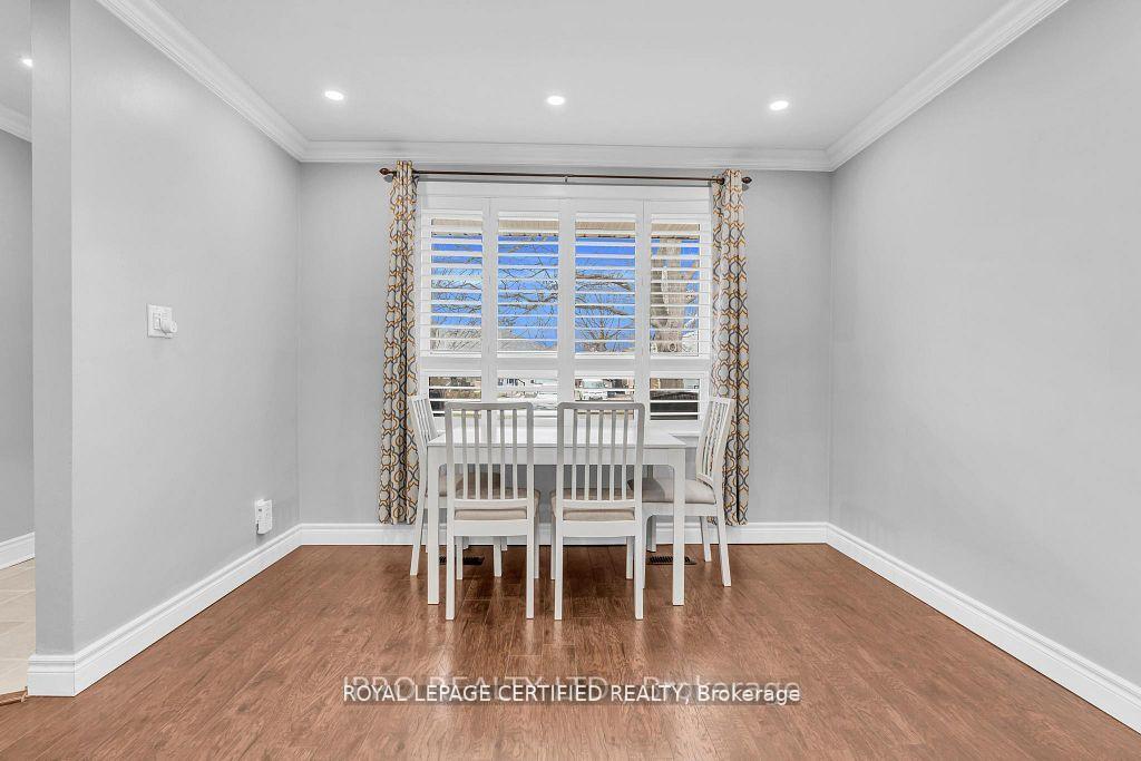 Photo 11 of 52 Tulloch Drive, Ajax, South East — HOMEH