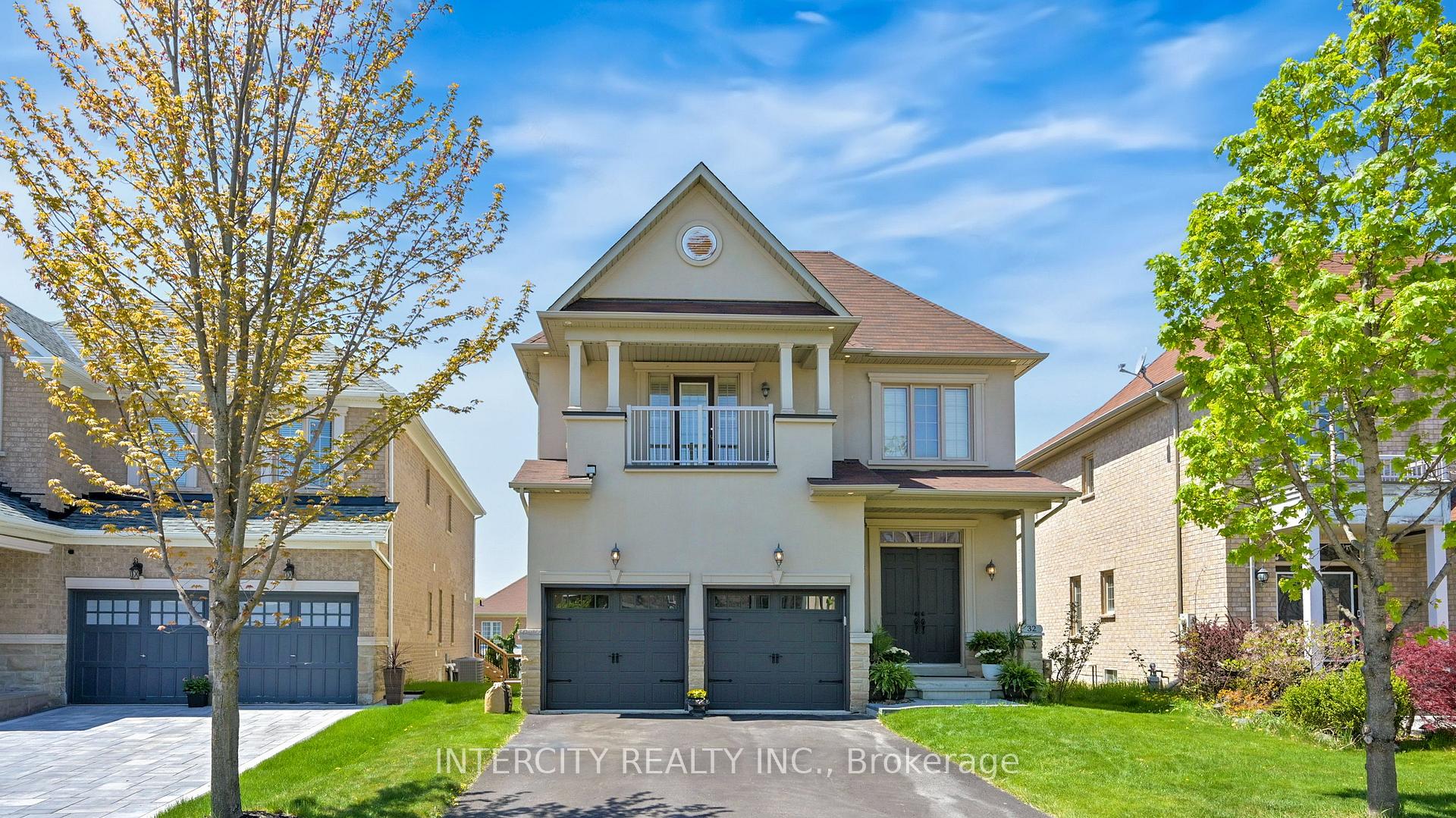 Photo 1 of 32 Allison Ann Way, Vaughan, Patterson — HOMEH