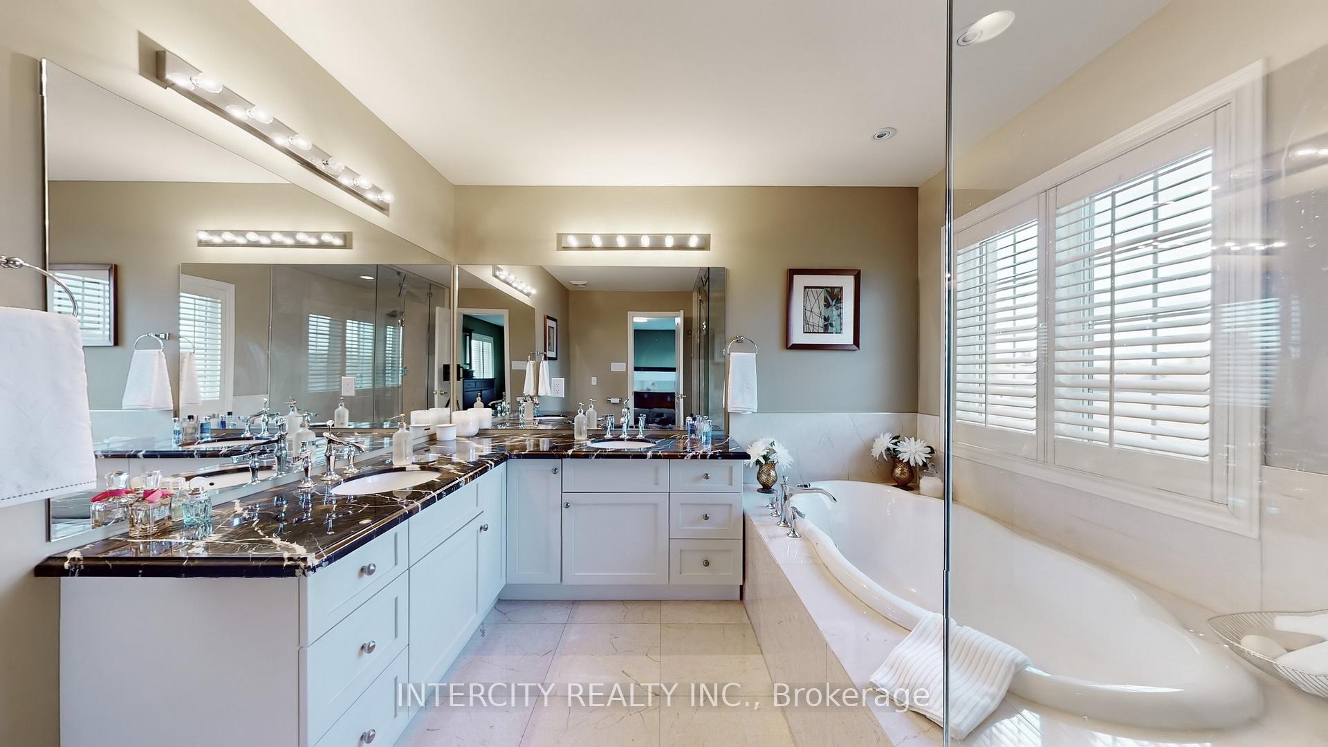Photo 34 of 32 Allison Ann Way, Vaughan, Patterson — HOMEH