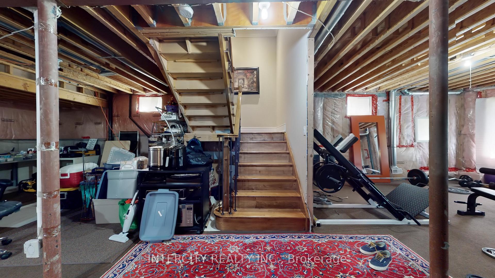 Photo 41 of 32 Allison Ann Way, Vaughan, Patterson — HOMEH