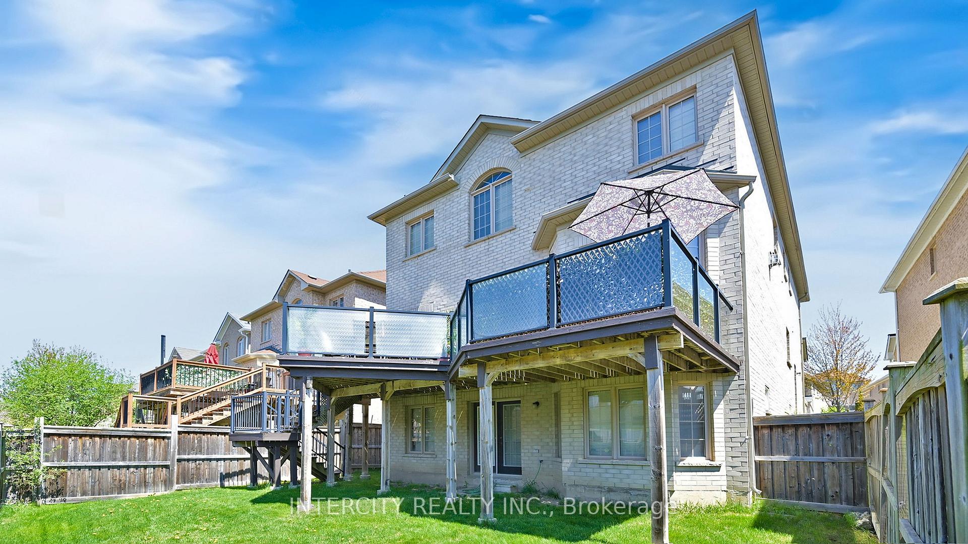 Photo 46 of 32 Allison Ann Way, Vaughan, Patterson — HOMEH