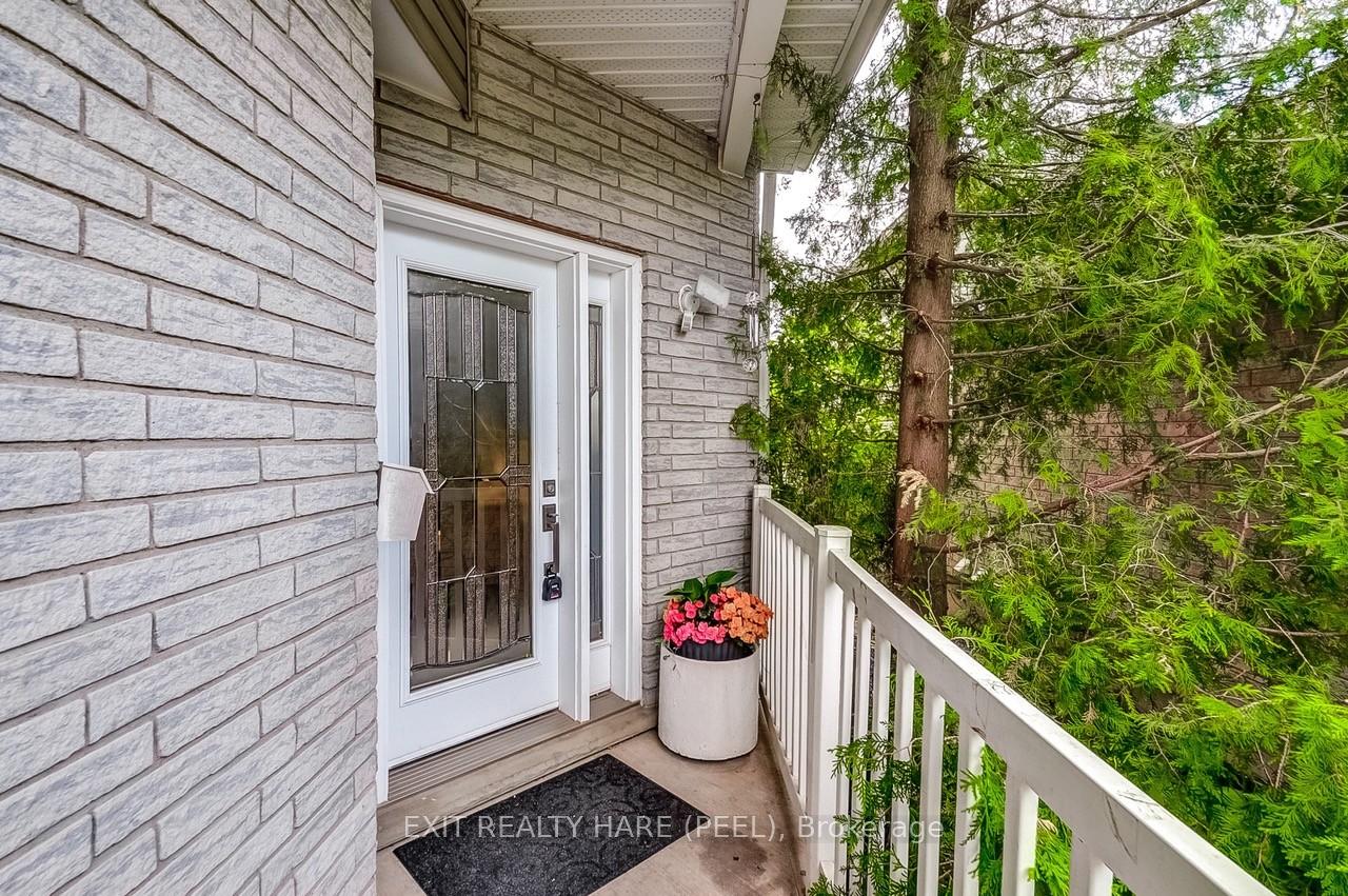 Photo 3 of 24 O'Connor Lane, Guelph, Grange Road — HOMEH