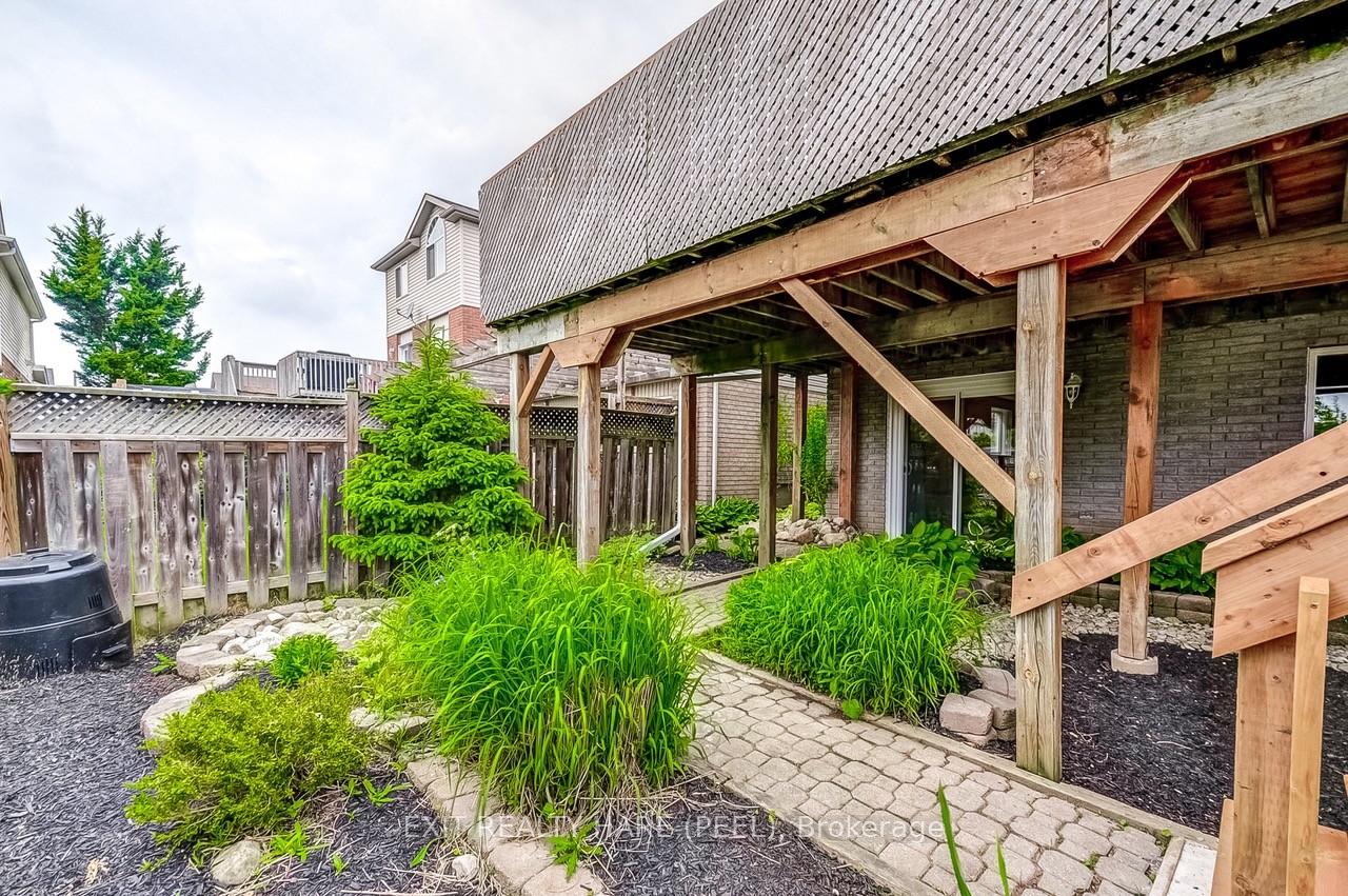 Photo 34 of 24 O'Connor Lane, Guelph, Grange Road — HOMEH