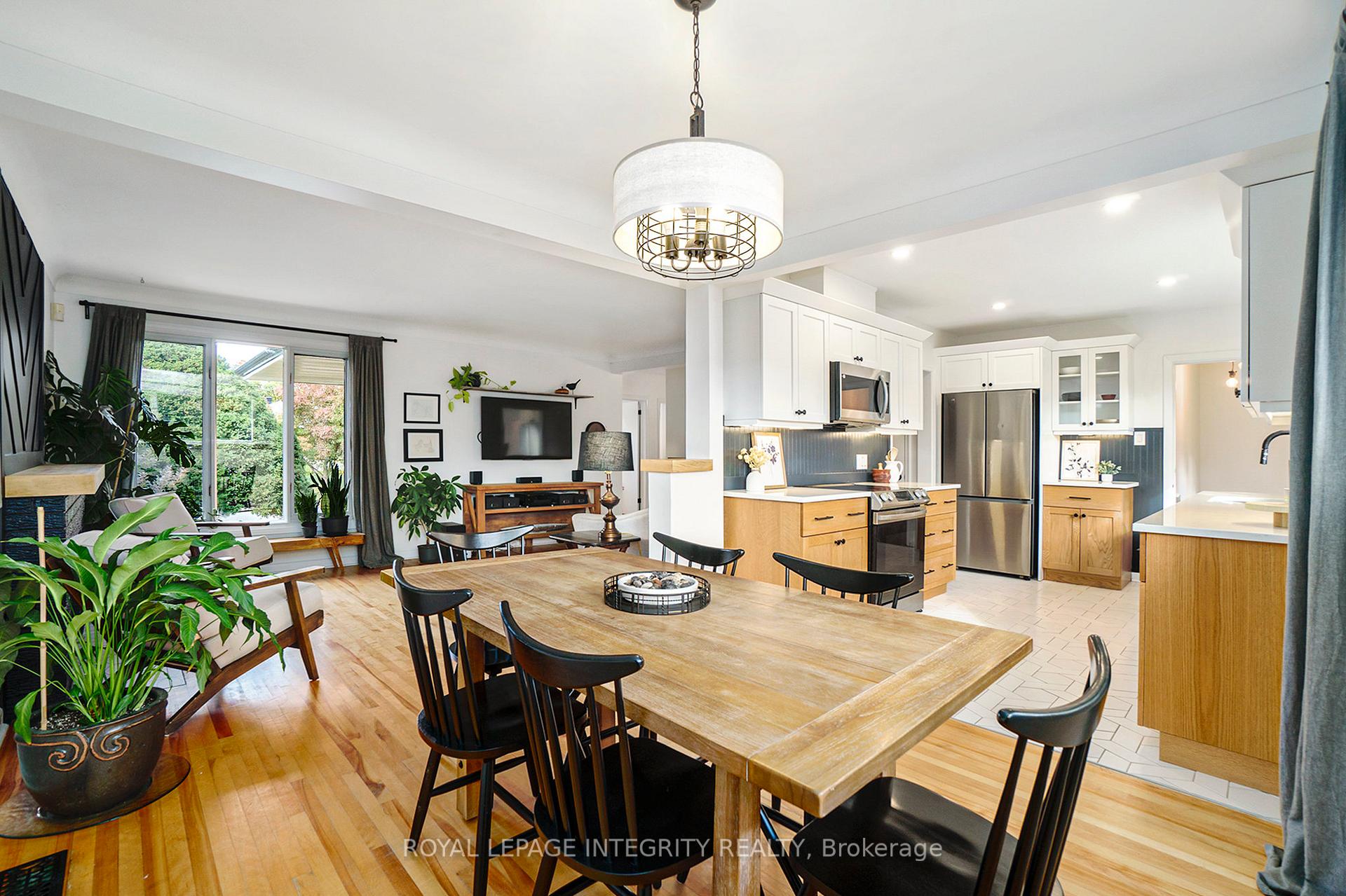 Photo 4 of 1317 Ferguson Street, Ottawa, Bel Air Heights — HOMEH