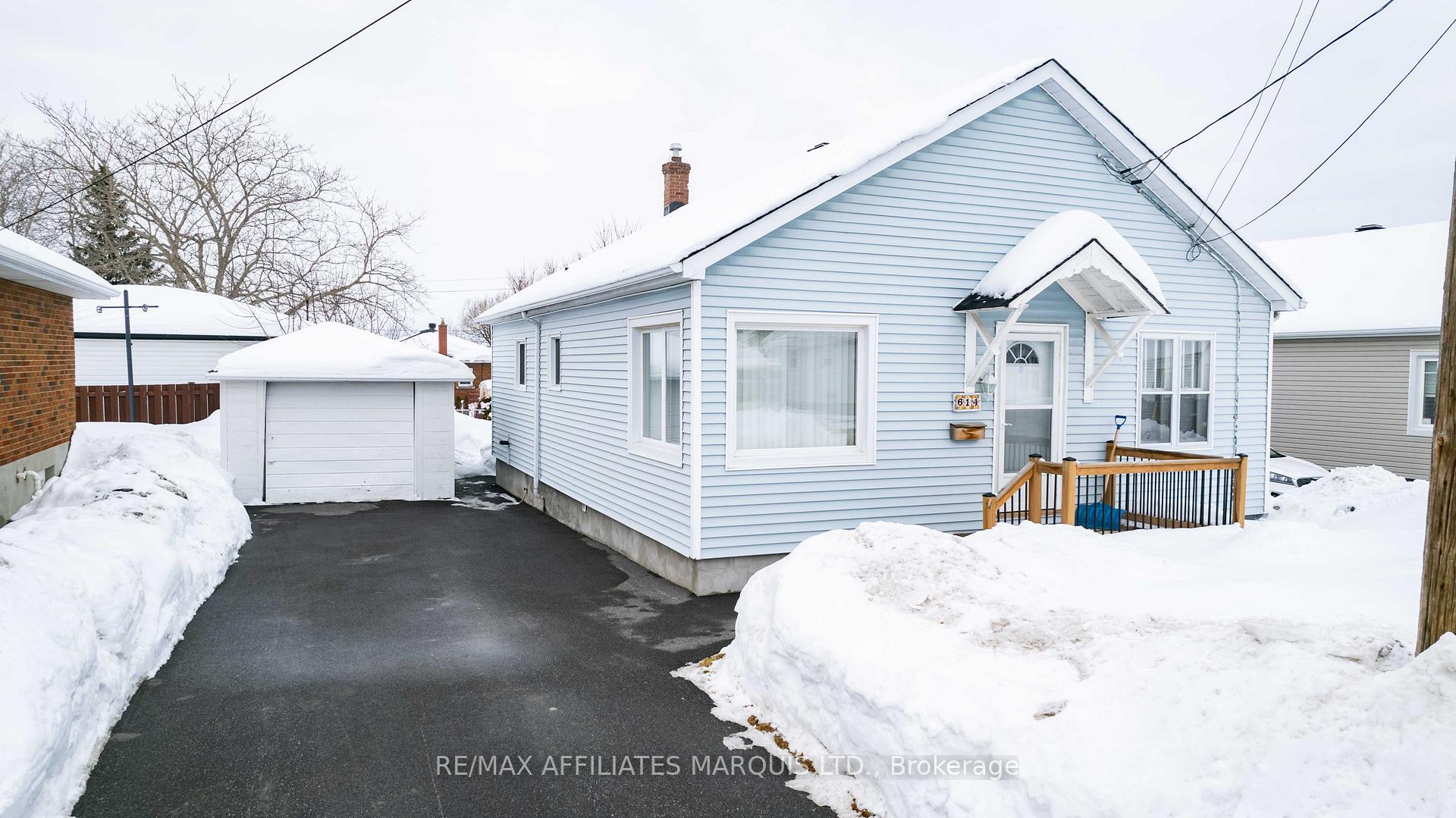 Photo 1 of 614 Grantwood Avenue, Cornwall — HOMEH