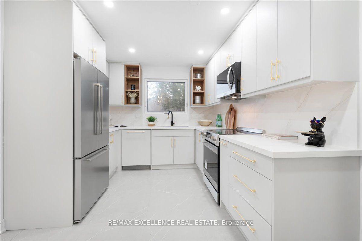 Photo 7 of 731 Hillcroft Street, Oshawa, Eastdale — HOMEH