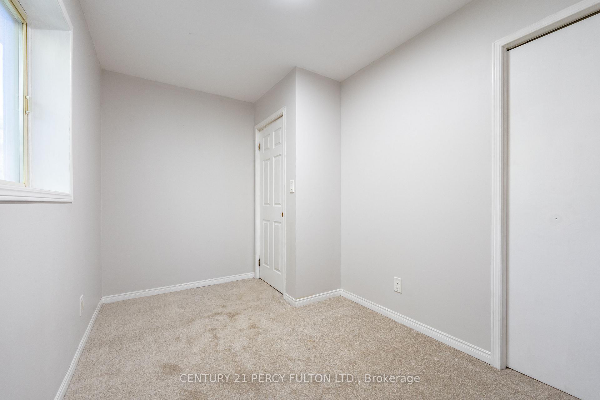 Photo 25 of 66 Twyn Rivers Drive, Pickering, Rougemount — HOMEH