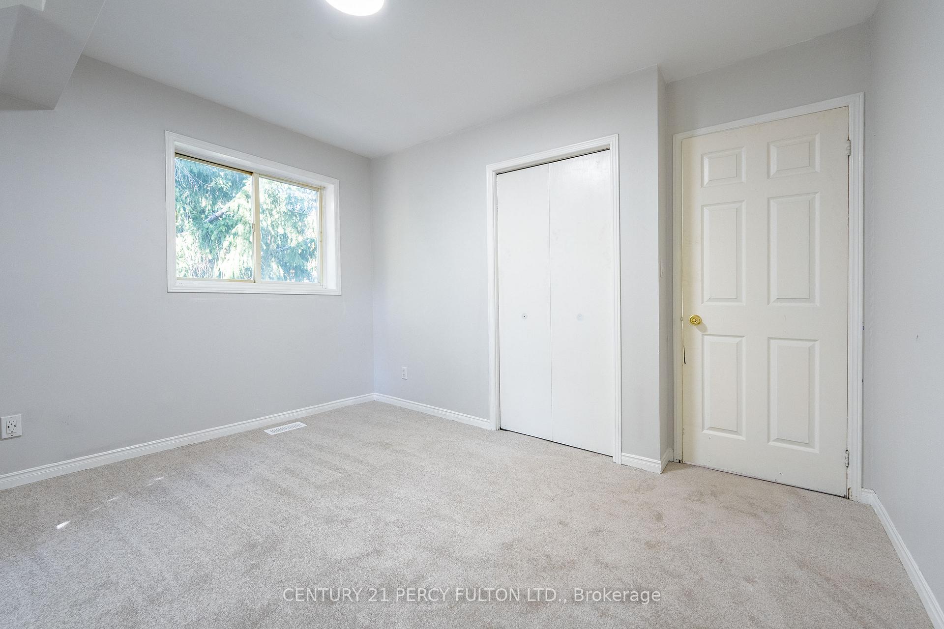 Photo 26 of 66 Twyn Rivers Drive, Pickering, Rougemount — HOMEH