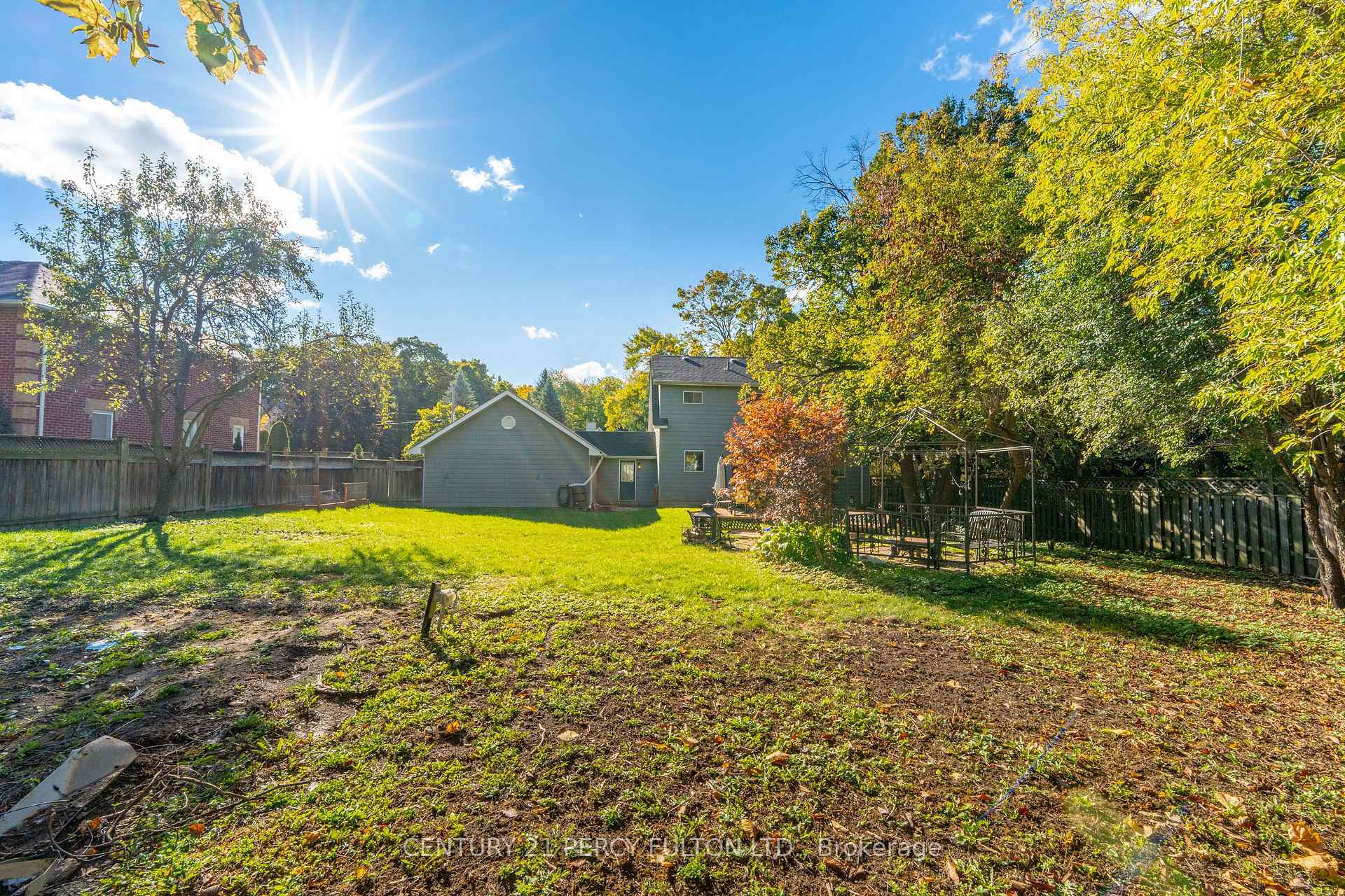 Photo 15 of 66 Twyn Rivers Drive, Pickering, Rougemount — HOMEH