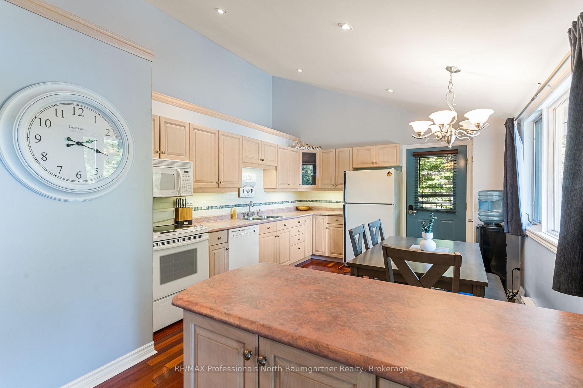 Photo 7 of 1086 Cameron Lane, Algonquin Highlands, Stanhope — HOMEH