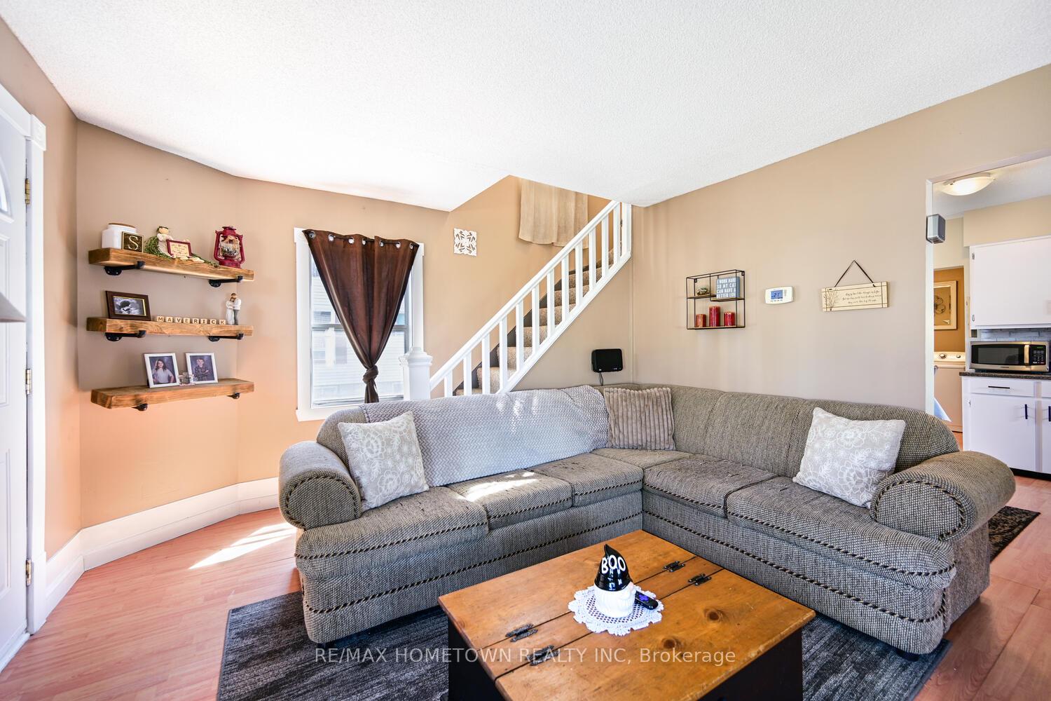 Photo 6 of 538 Middle Street, Edwardsburgh/Cardinal, Town of Cardinal — HOMEH