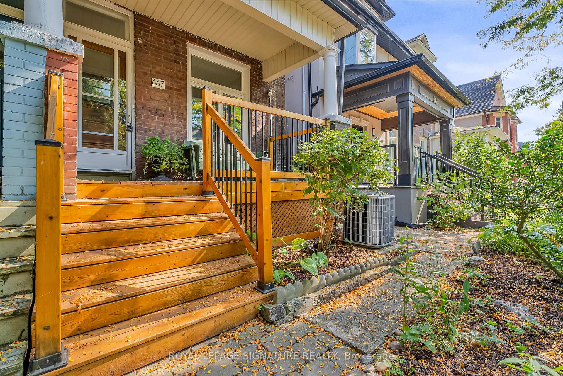 Photo 18 of 667 Shaw Street, Toronto, Palmerston-Little Italy — HOMEH