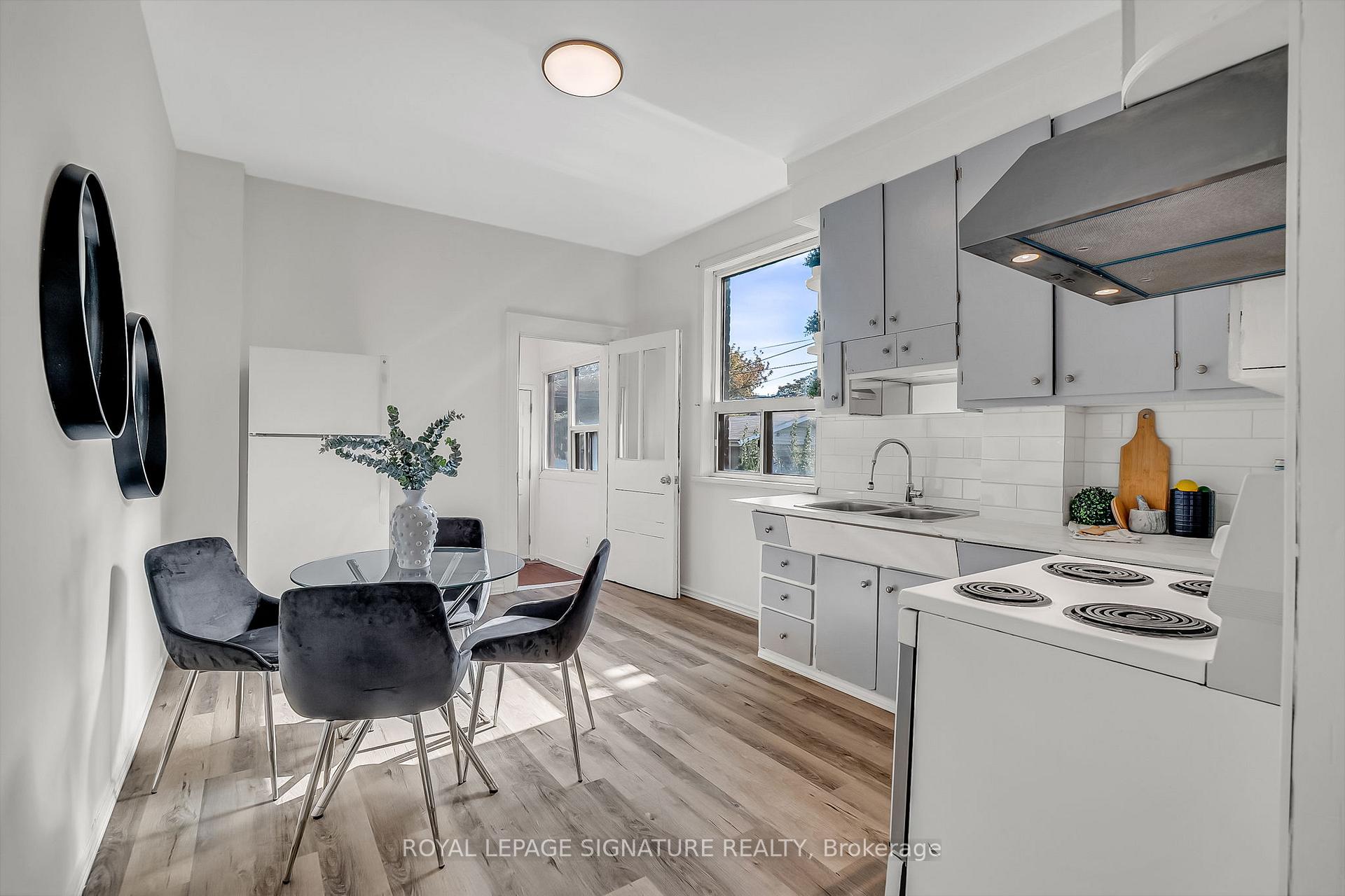 Photo 27 of 667 Shaw Street, Toronto, Palmerston-Little Italy — HOMEH