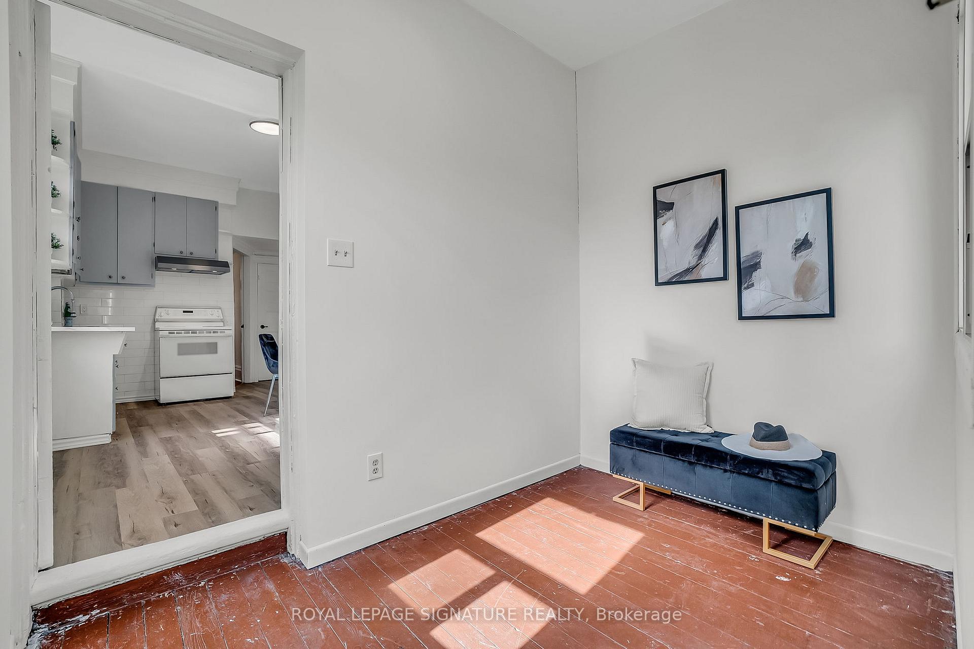Photo 10 of 667 Shaw Street, Toronto, Palmerston-Little Italy — HOMEH