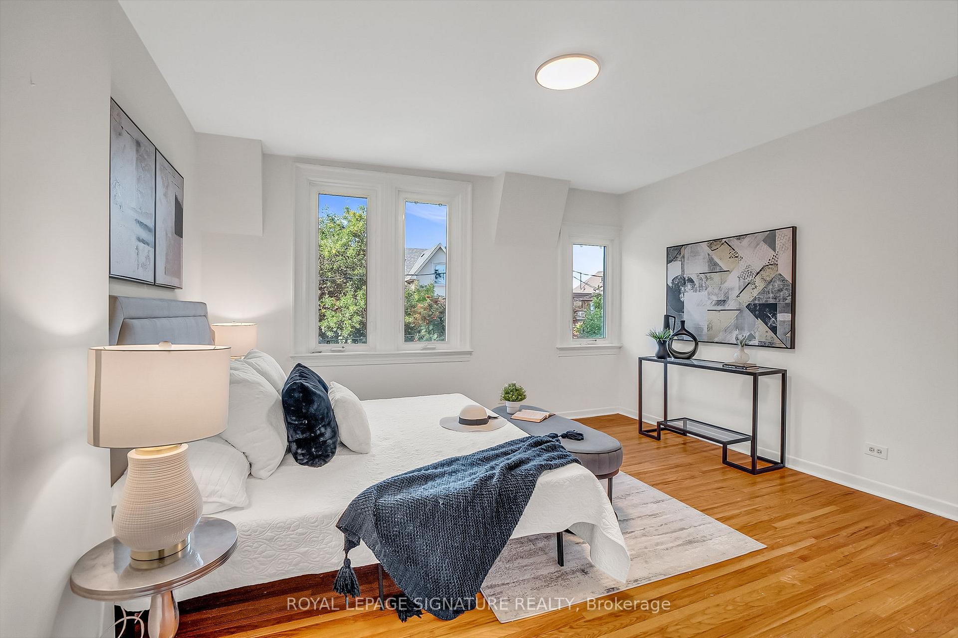 Photo 16 of 667 Shaw Street, Toronto, Palmerston-Little Italy — HOMEH