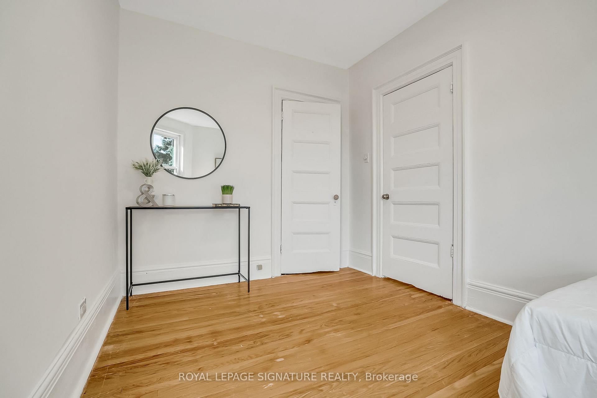 Photo 14 of 667 Shaw Street, Toronto, Palmerston-Little Italy — HOMEH