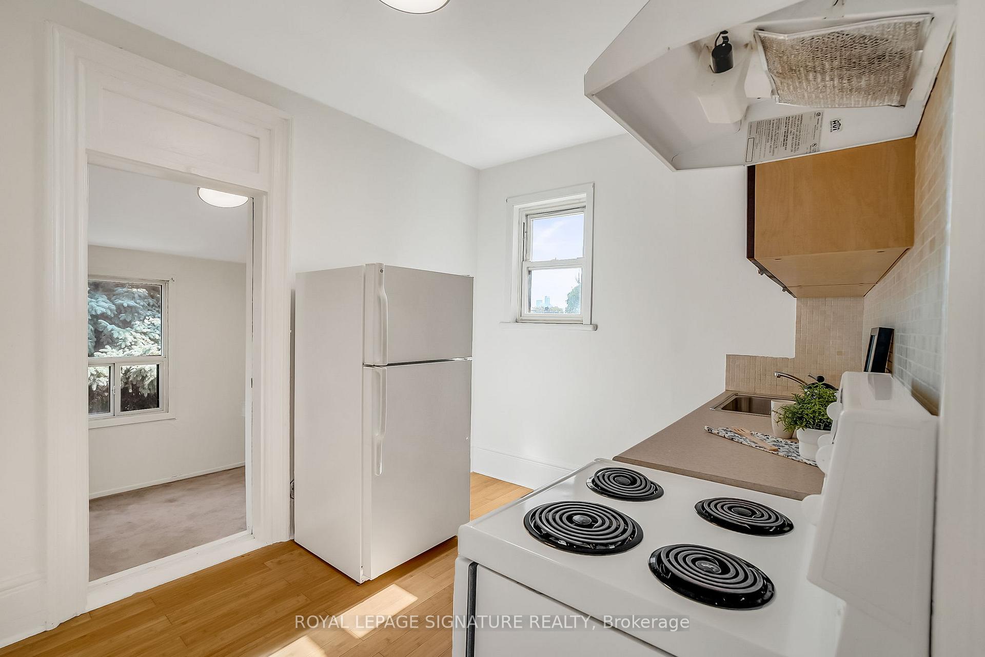 Photo 31 of 667 Shaw Street, Toronto, Palmerston-Little Italy — HOMEH