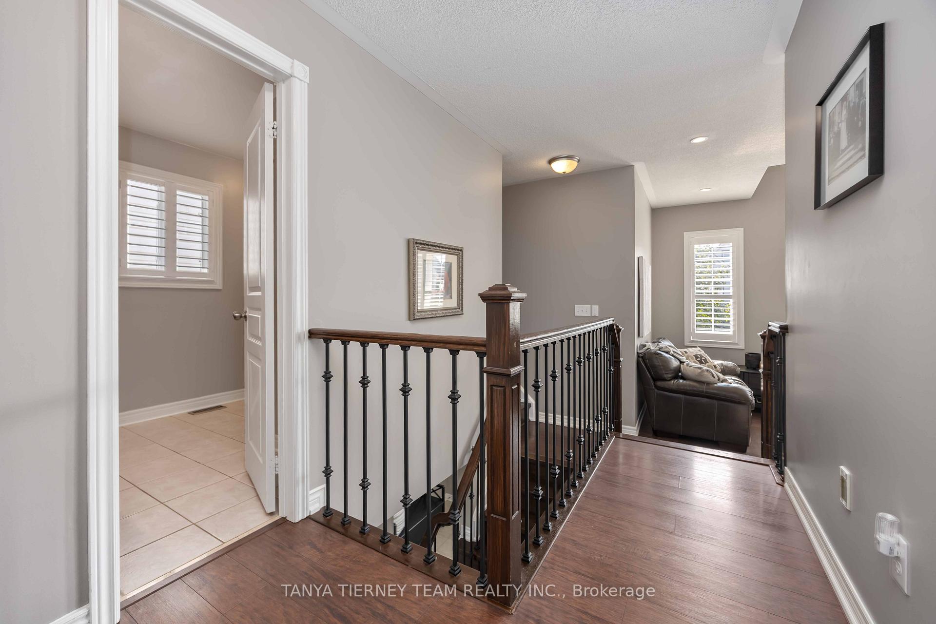 Photo 27 of 19 Teardrop Crescent, Whitby, Brooklin — HOMEH