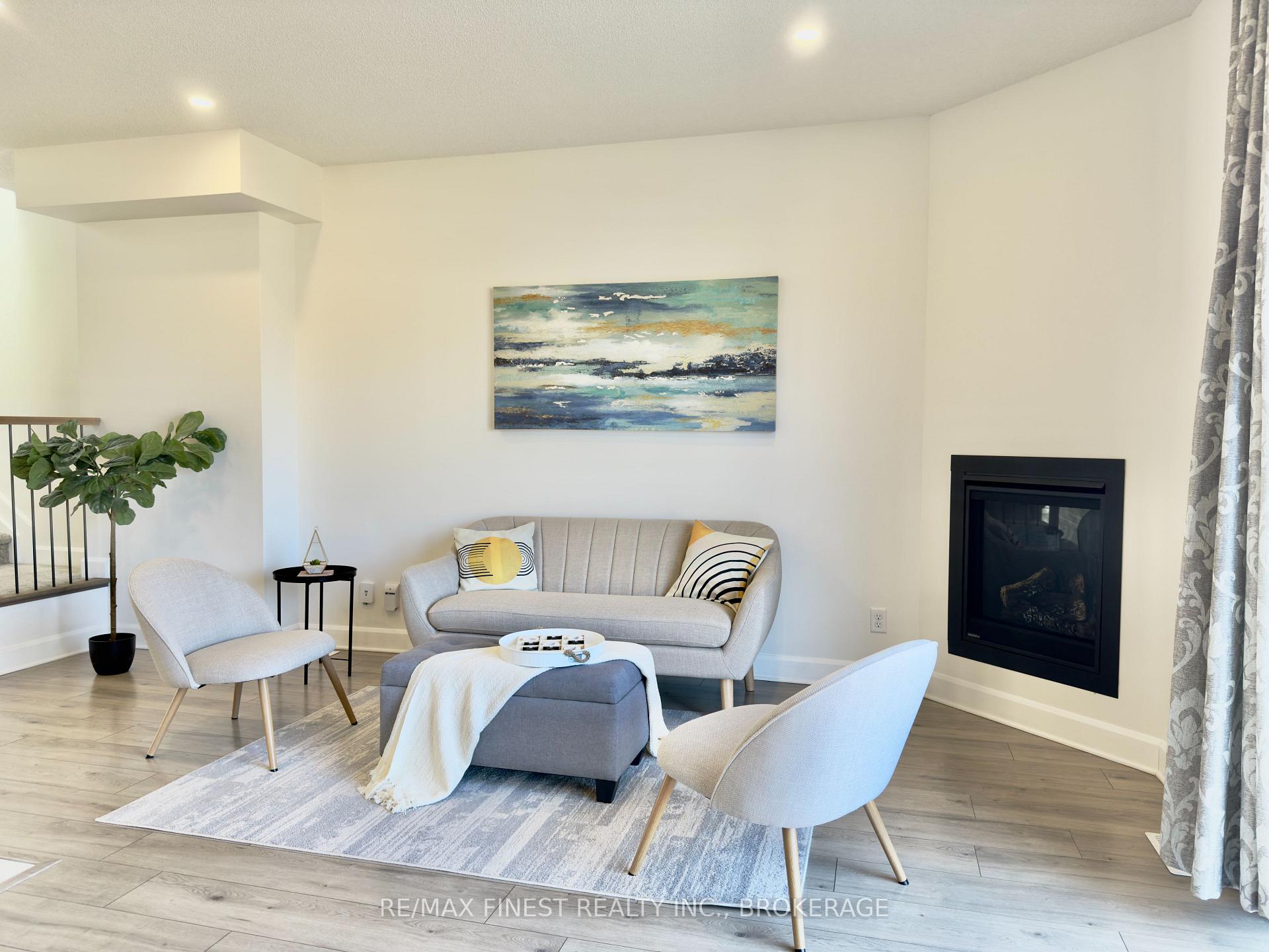 Photo 4 of 1391 Andersen Drive, Kingston, City Northwest — HOMEH
