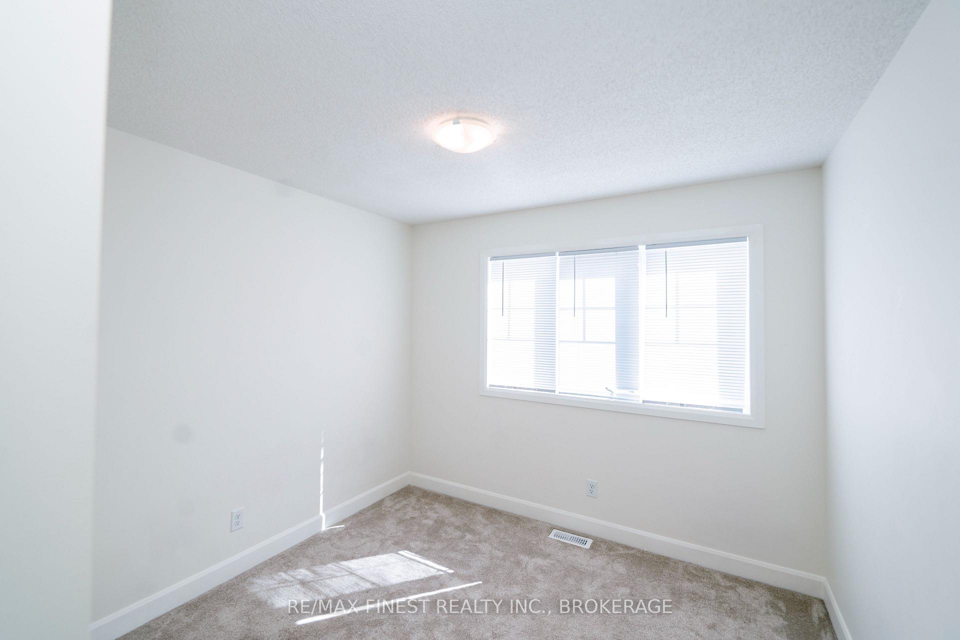 Photo 16 of 1391 Andersen Drive, Kingston, City Northwest — HOMEH