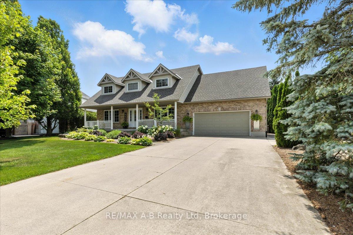 Photo 1 of 214 Jordan Crescent, West Perth, Mitchell — HOMEH