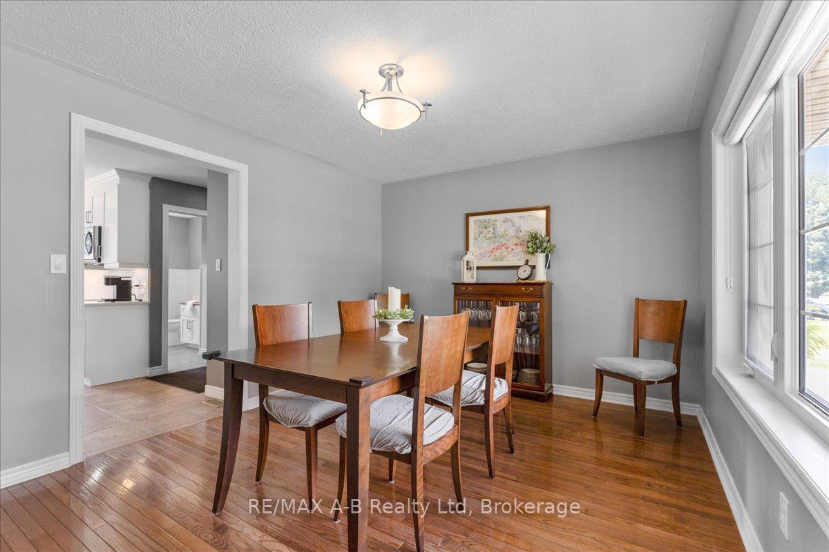 Photo 19 of 214 Jordan Crescent, West Perth, Mitchell — HOMEH