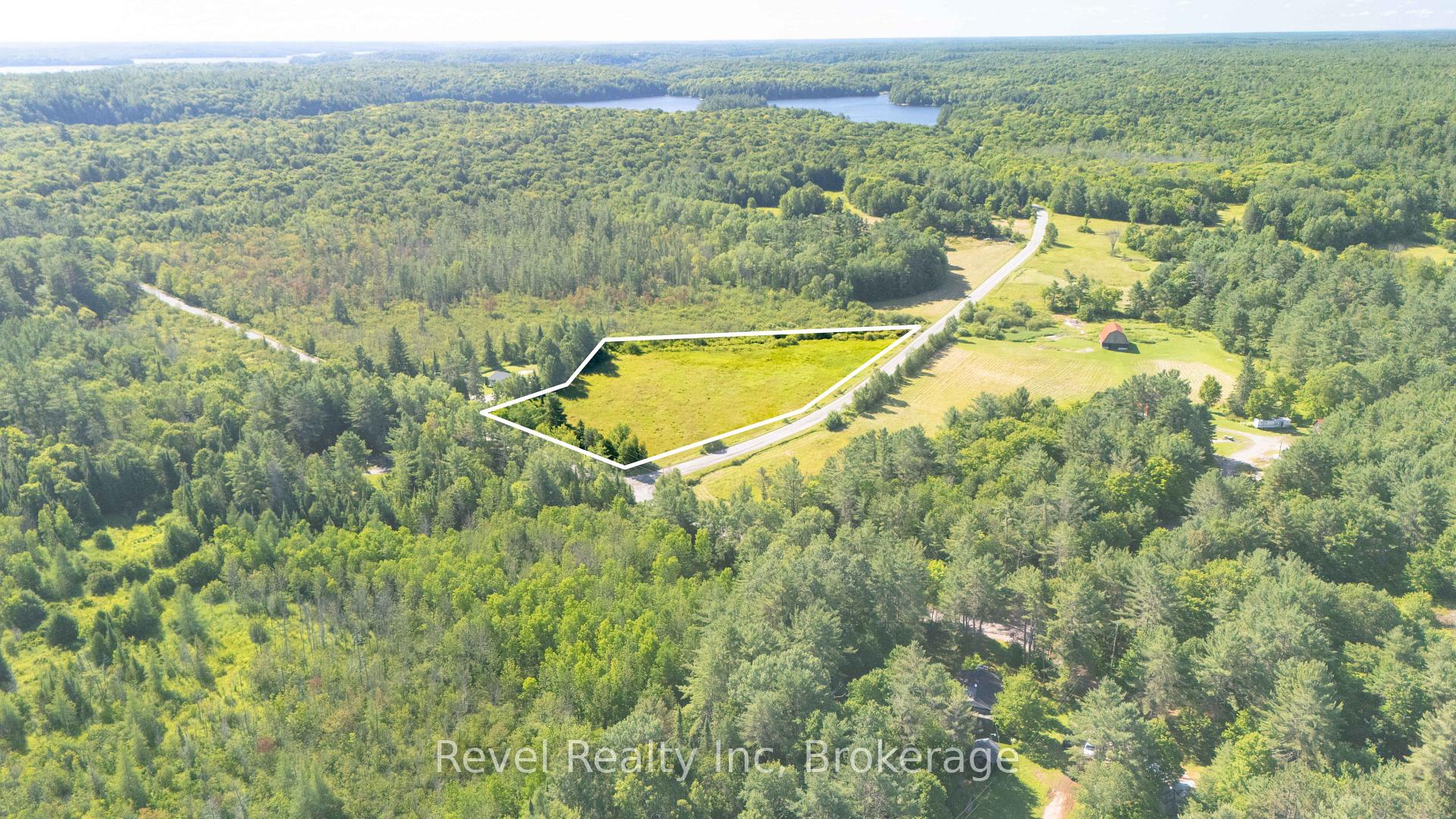 Photo 4 of Alexandria Crescent, Seguin — HOMEH