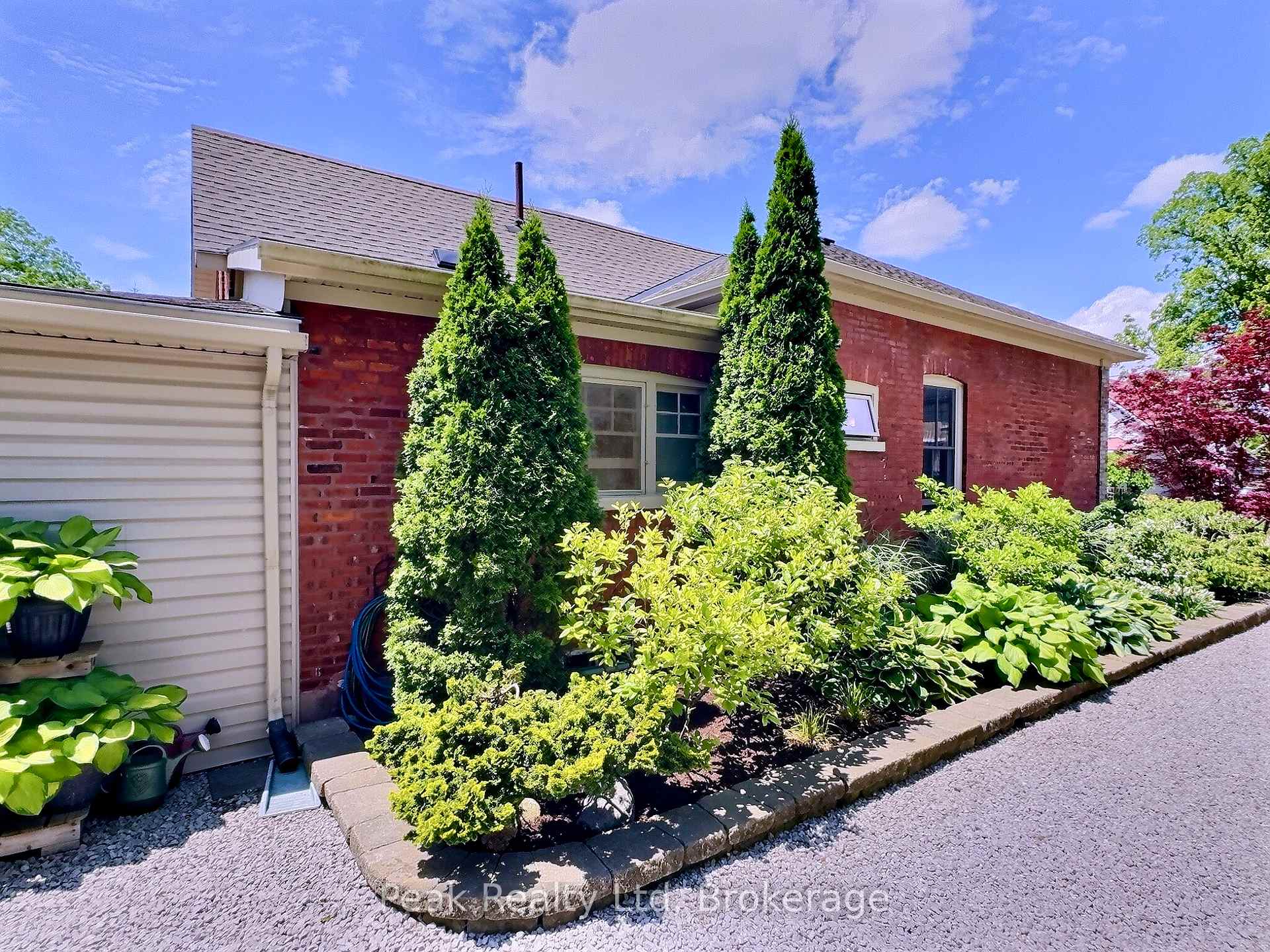 Photo 6 of 131 Douro Street, Stratford — HOMEH