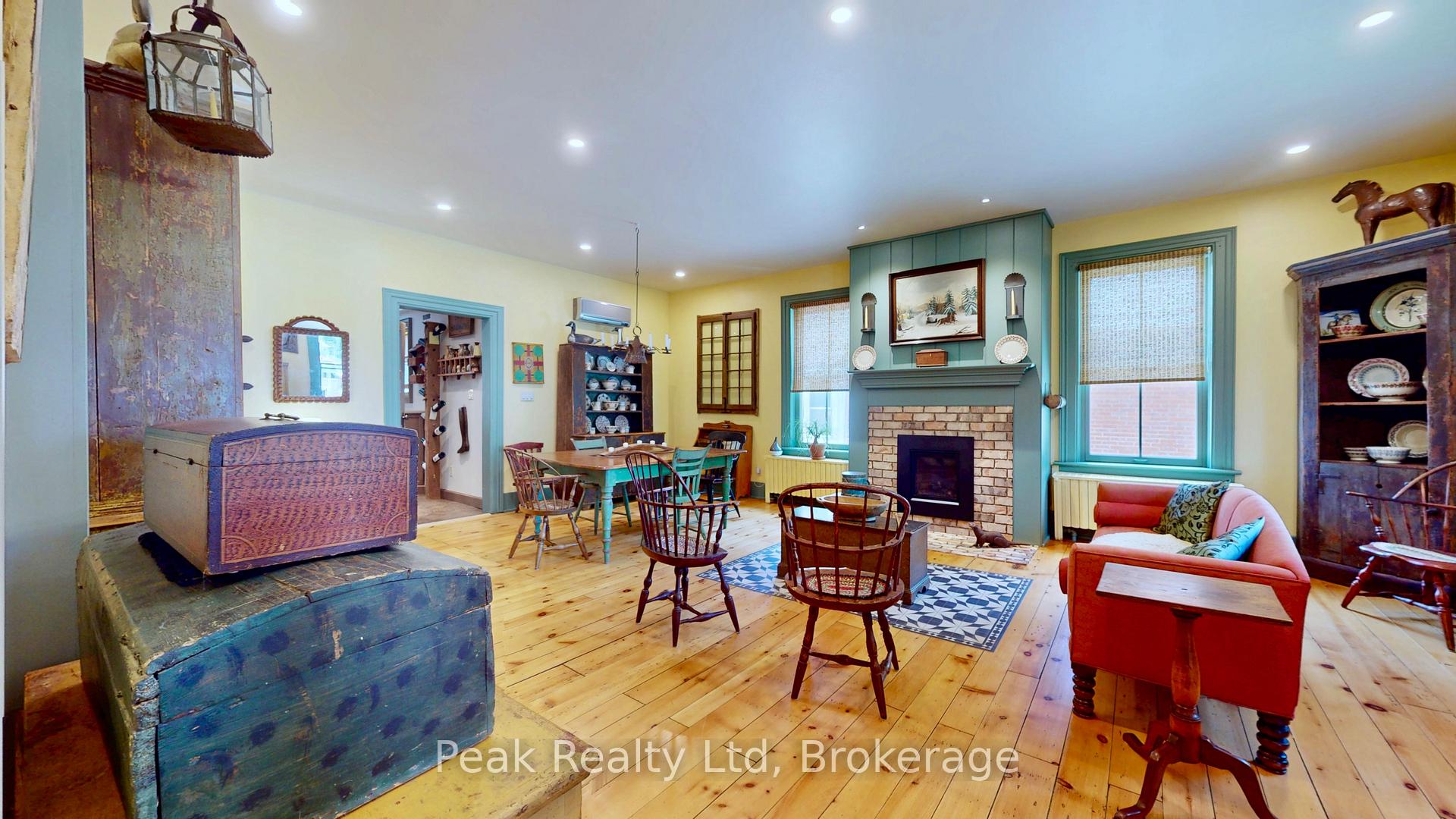 Photo 11 of 131 Douro Street, Stratford — HOMEH