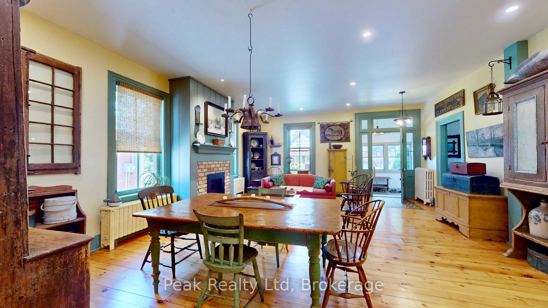 Photo 14 of 131 Douro Street, Stratford — HOMEH