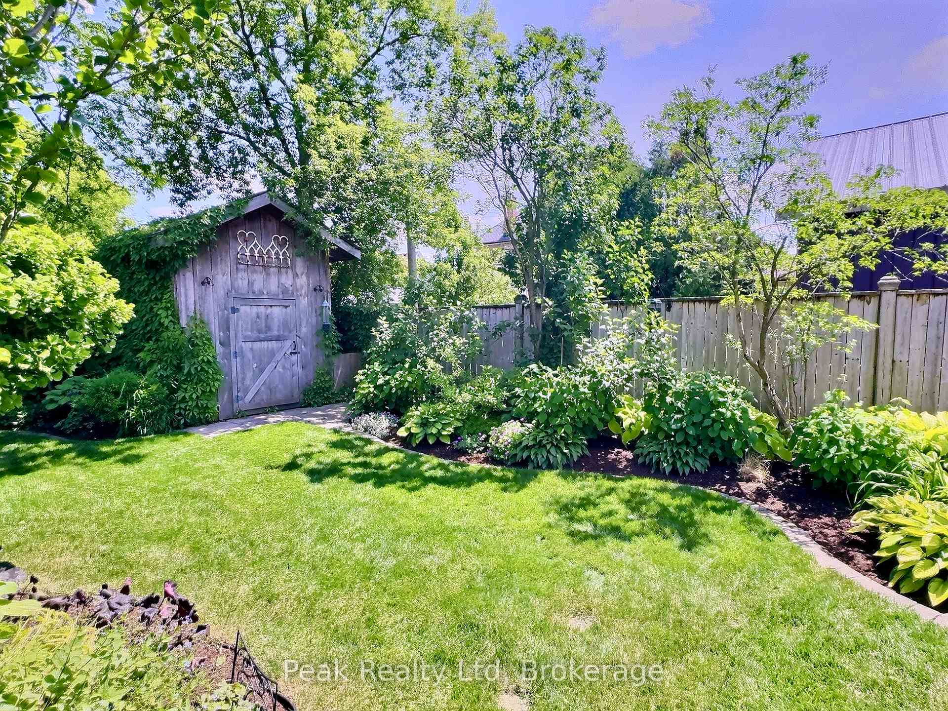 Photo 33 of 131 Douro Street, Stratford — HOMEH